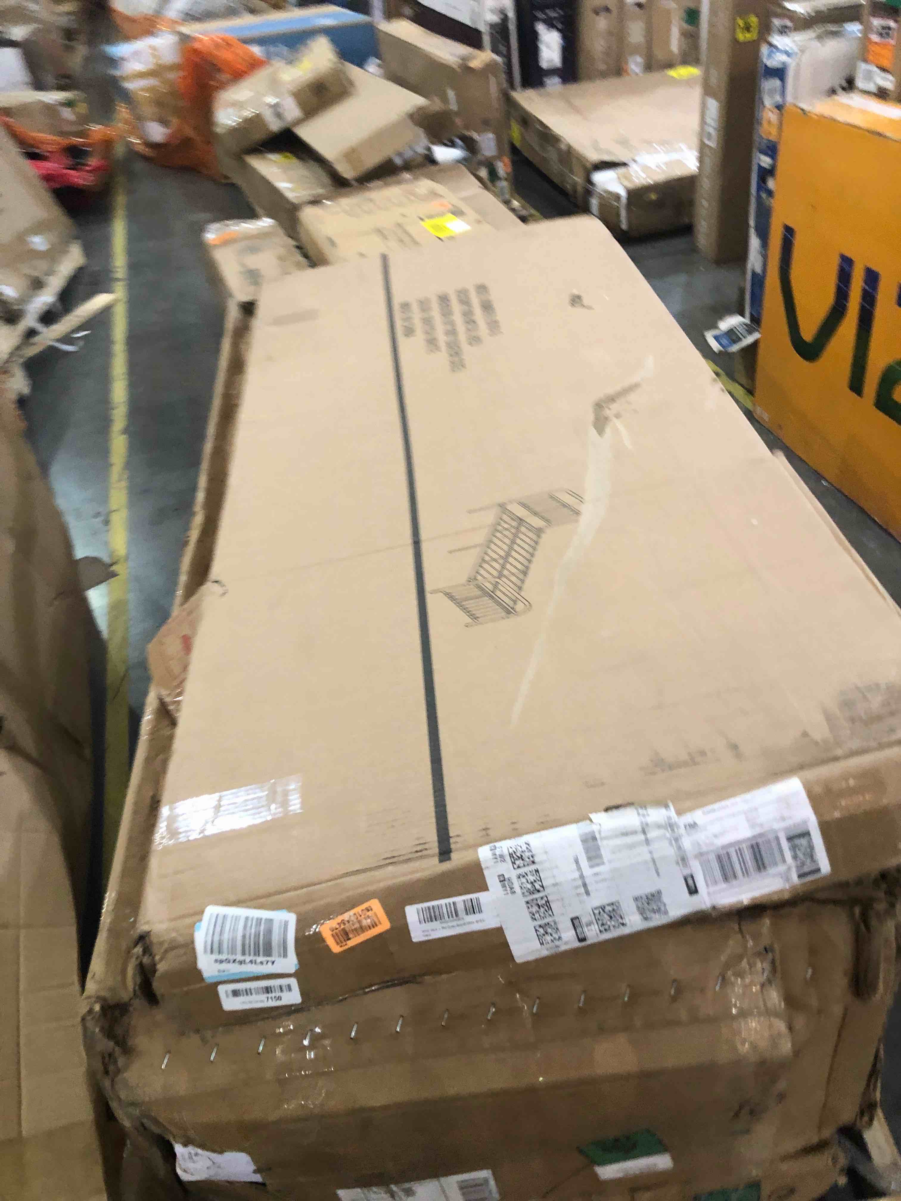 https://s3.amazonaws.com/lotting-images-prod/bidfta/BHL00069228_1688053587244.jpeg