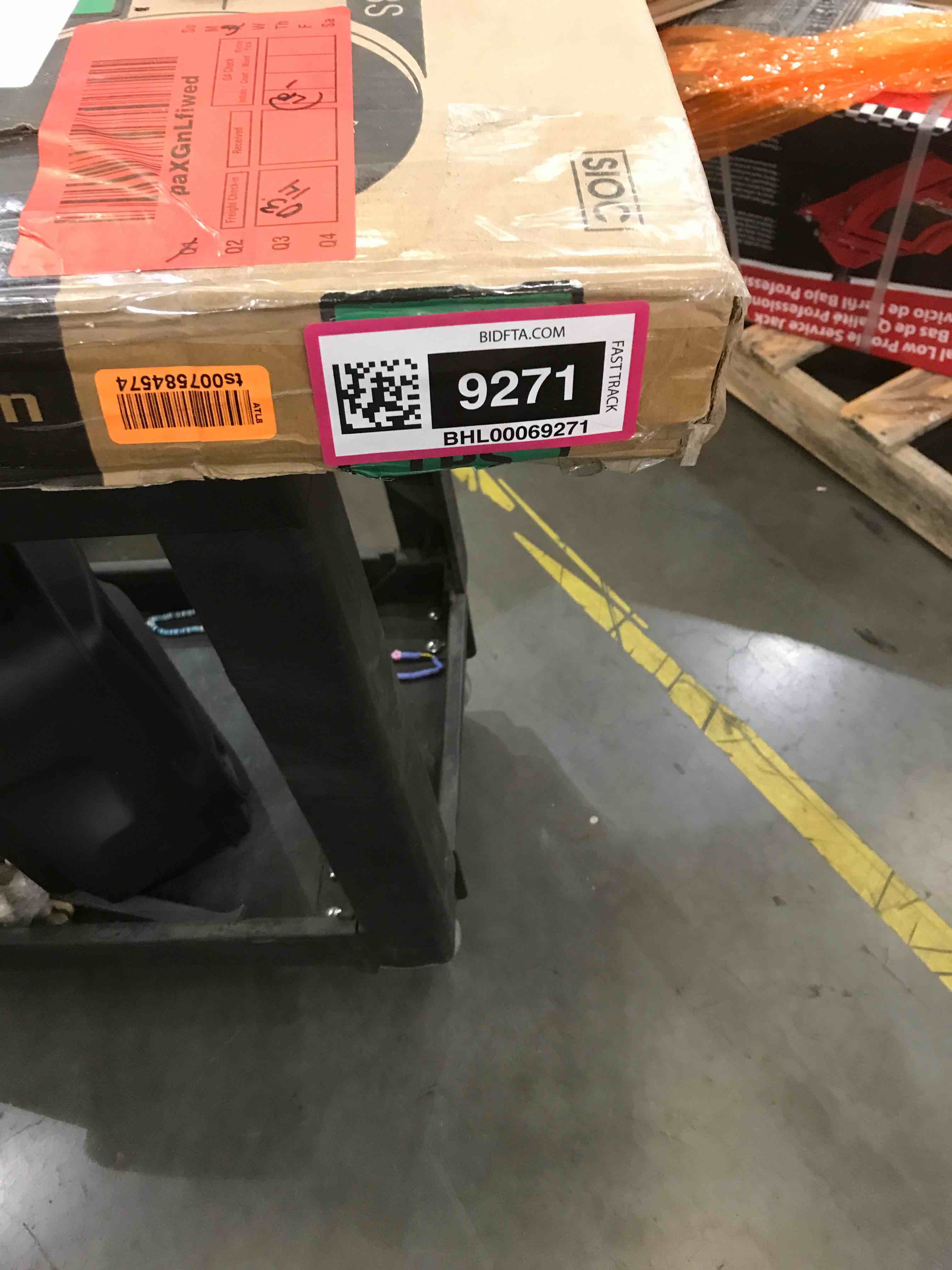 https://s3.amazonaws.com/lotting-images-prod/bidfta/BHL00069271_1688565636640.jpeg