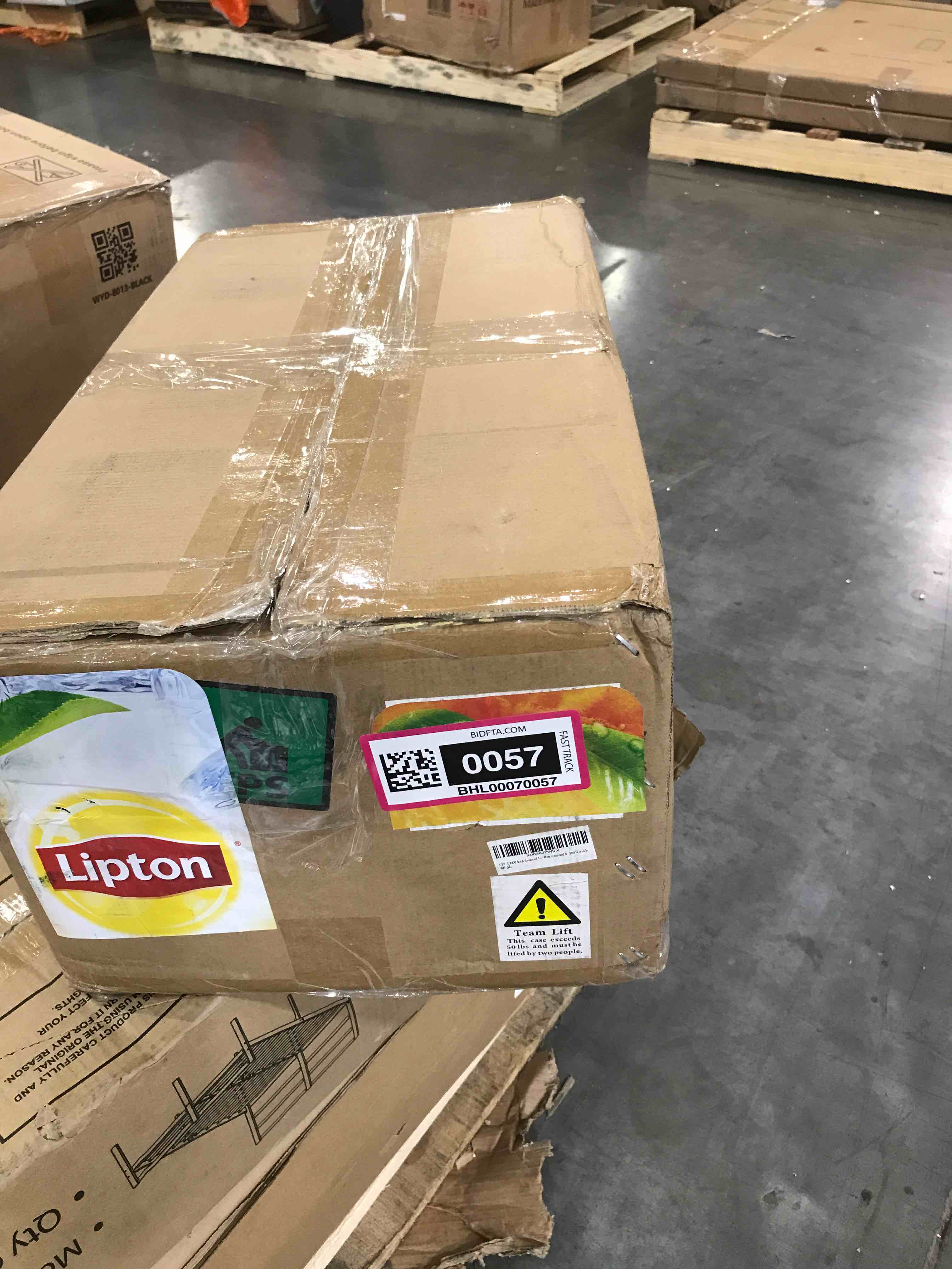 https://s3.amazonaws.com/lotting-images-prod/bidfta/BHL00070057_1689250269449.jpeg