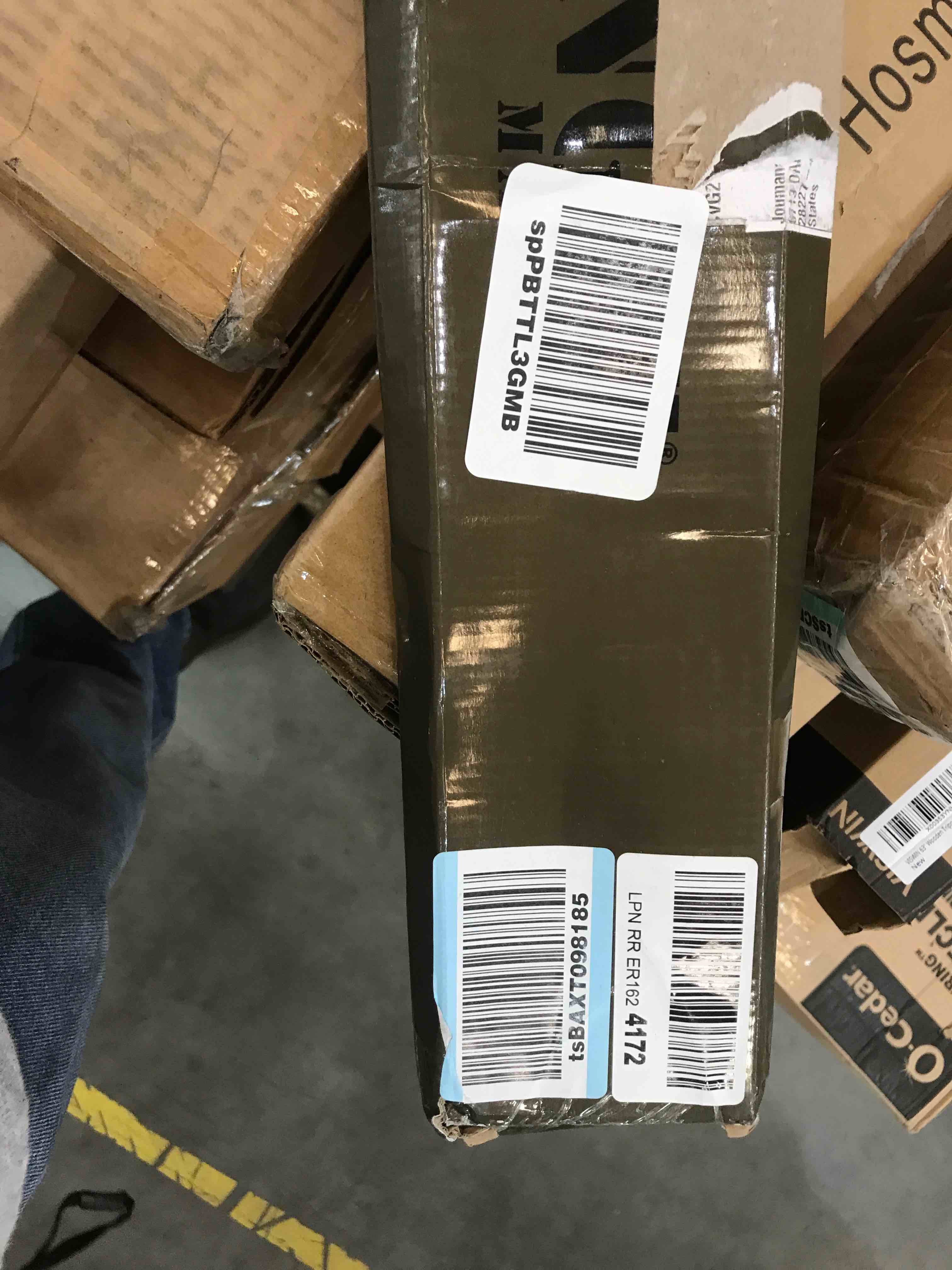 https://s3.amazonaws.com/lotting-images-prod/bidfta/BHL00070181_1689615338144.jpeg