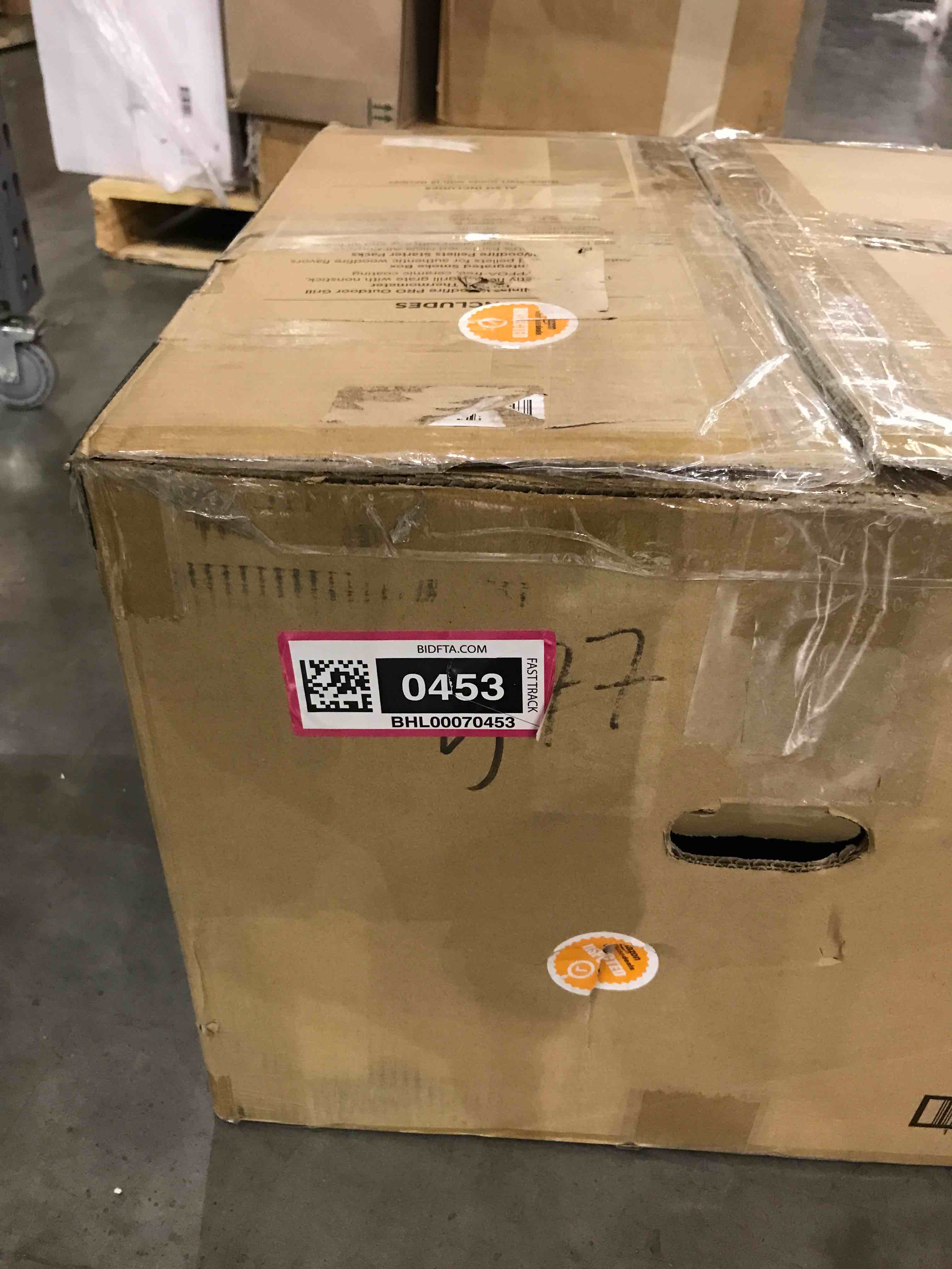 https://s3.amazonaws.com/lotting-images-prod/bidfta/BHL00070453_1690378638897.jpeg