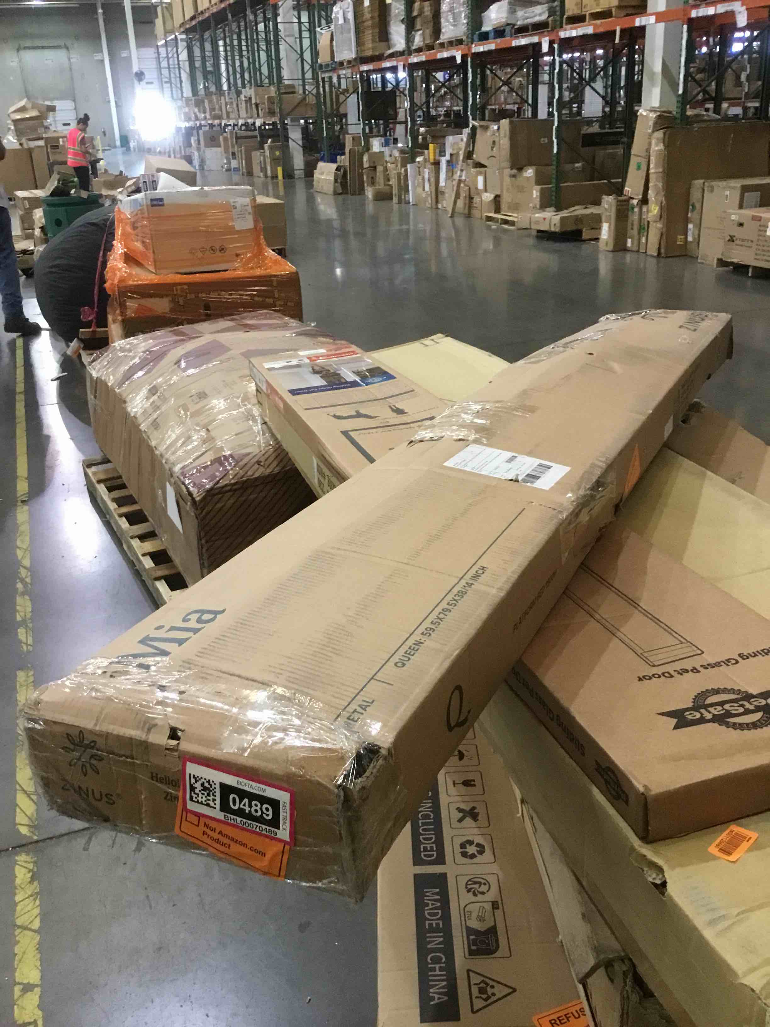 https://s3.amazonaws.com/lotting-images-prod/bidfta/BHL00070489_1690467622881.jpeg