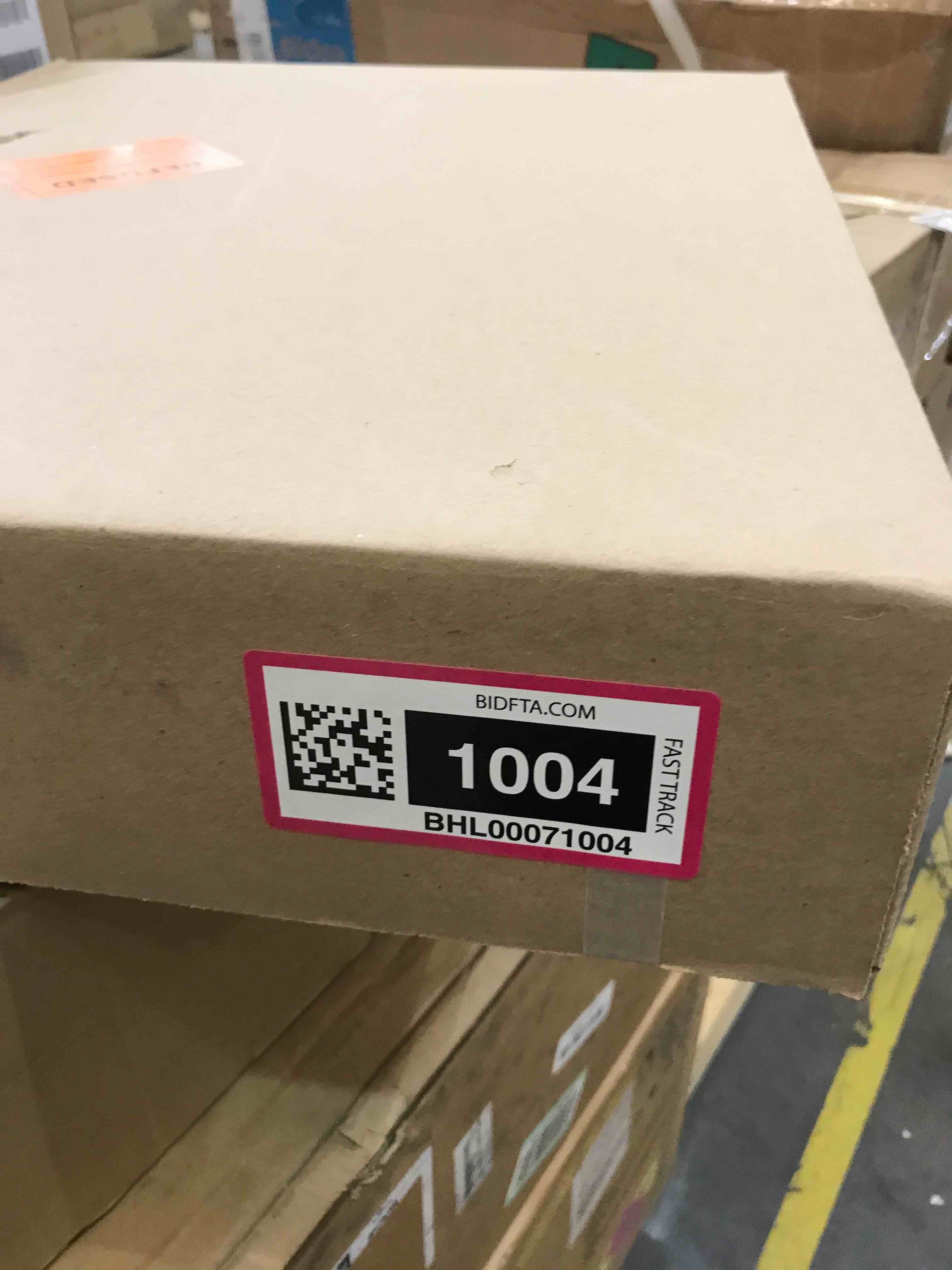 https://s3.amazonaws.com/lotting-images-prod/bidfta/BHL00071004_1690468603968.jpeg