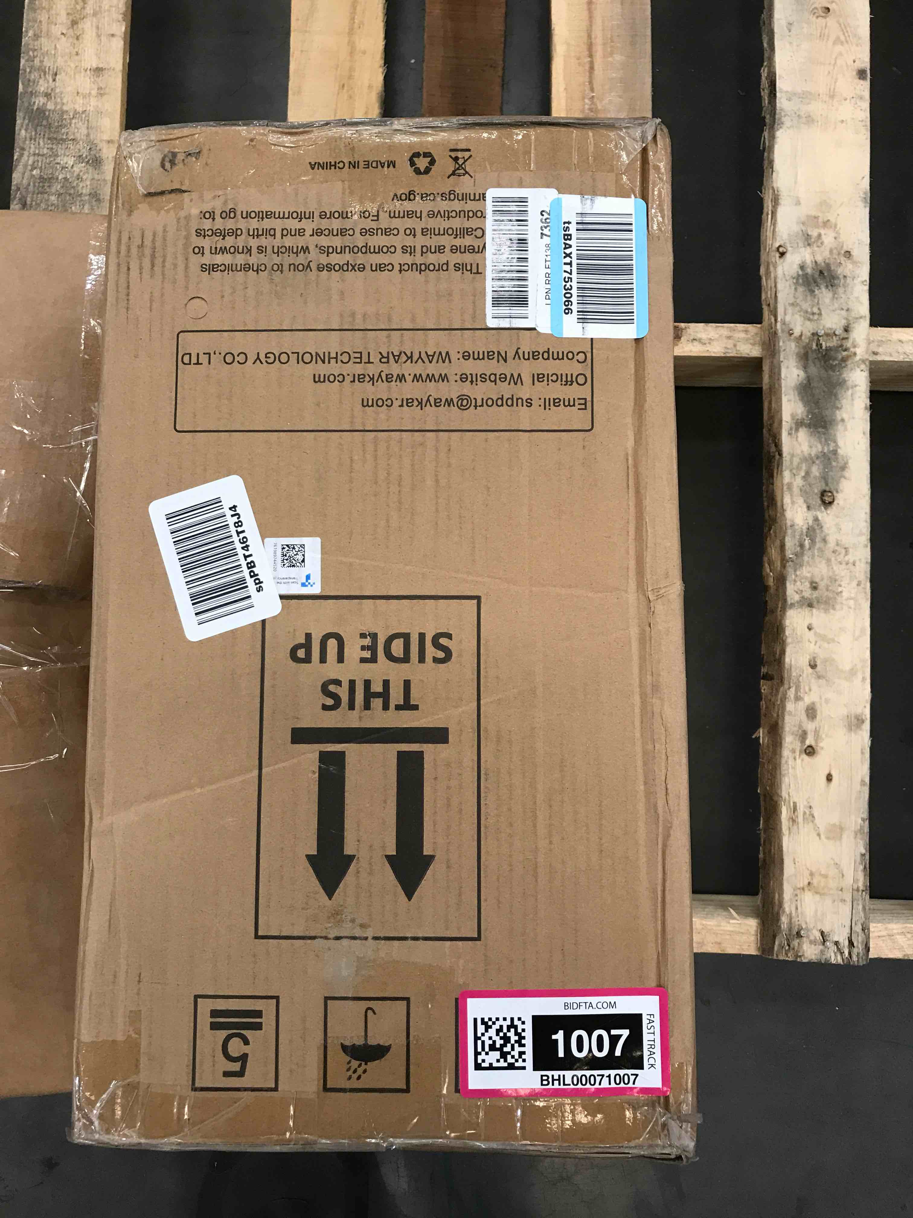 https://s3.amazonaws.com/lotting-images-prod/bidfta/BHL00071007_1690475575949.jpeg