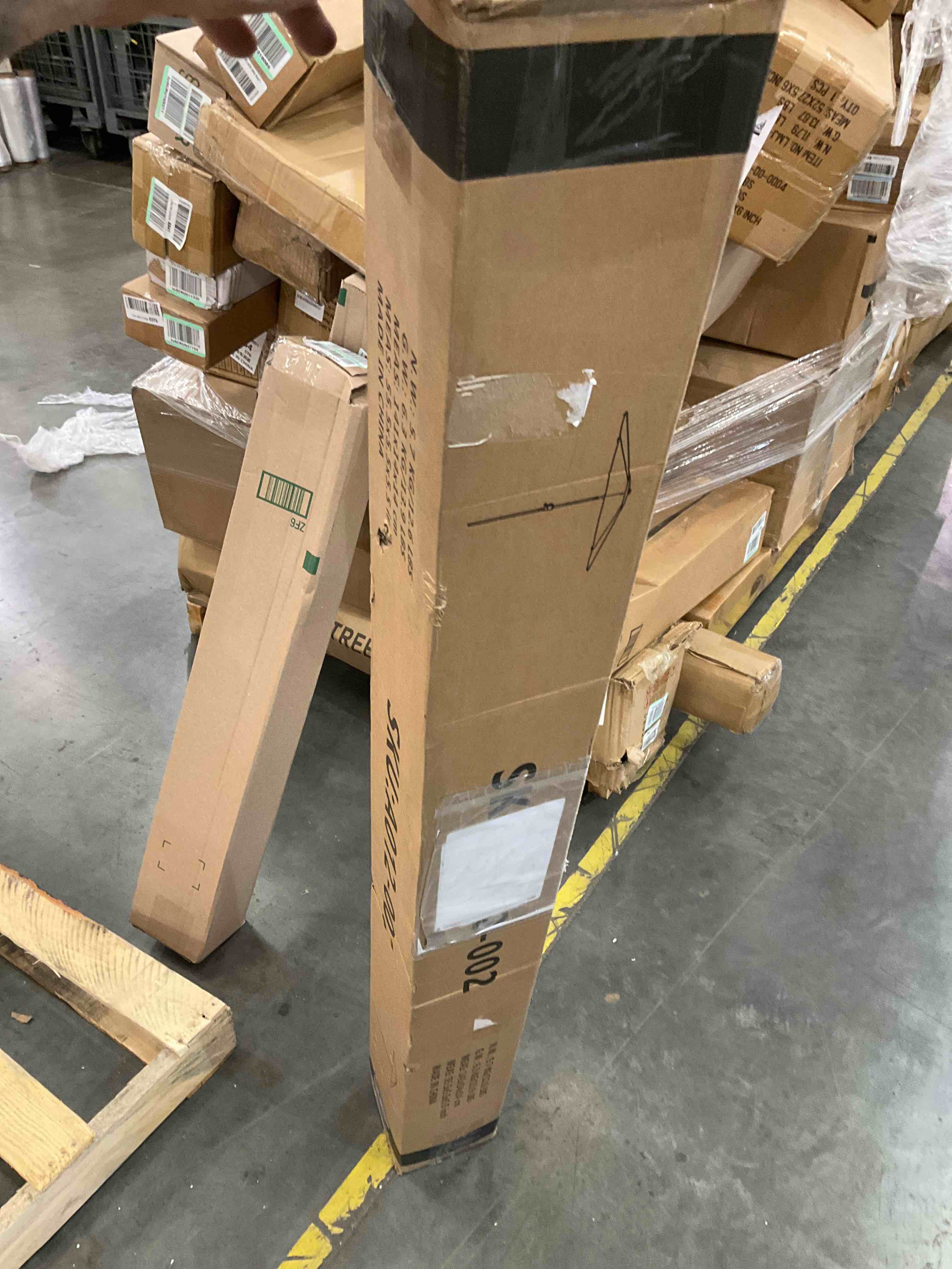 https://s3.amazonaws.com/lotting-images-prod/bidfta/BHL00071748_1689708068072.jpeg
