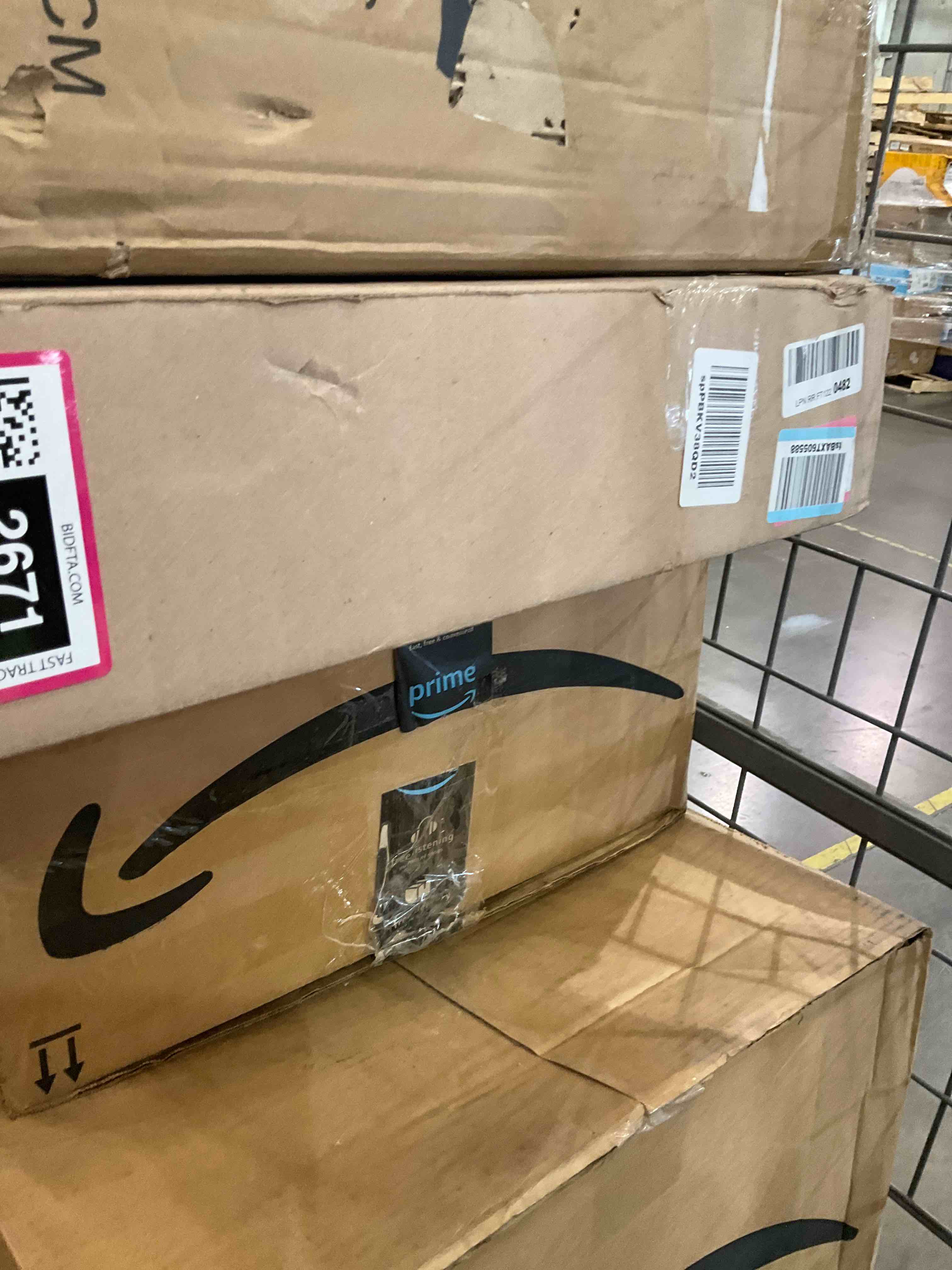 https://s3.amazonaws.com/lotting-images-prod/bidfta/BHL00072671_1689629359191.jpeg