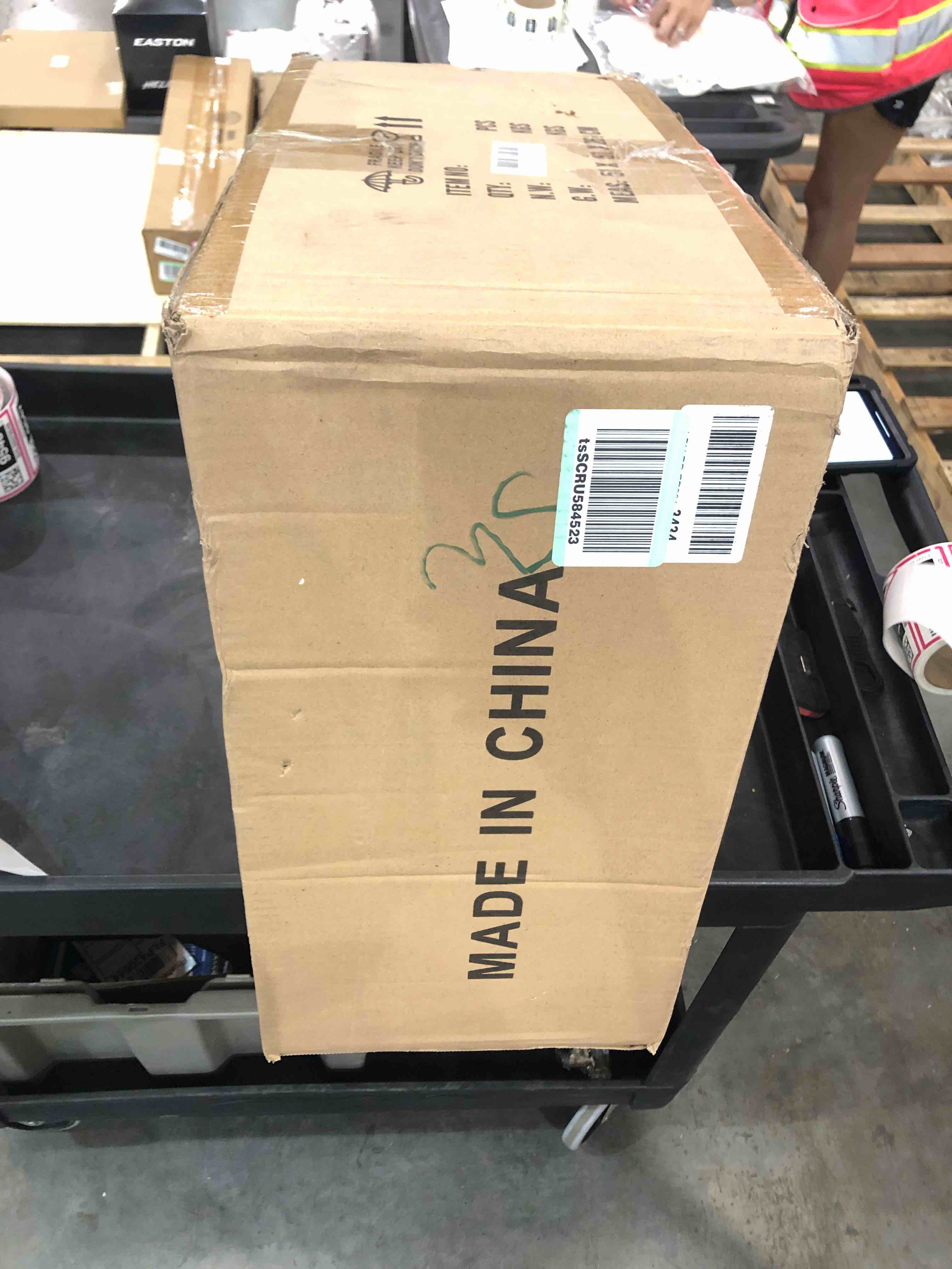https://s3.amazonaws.com/lotting-images-prod/bidfta/BHL00074026_1689702300077.jpeg