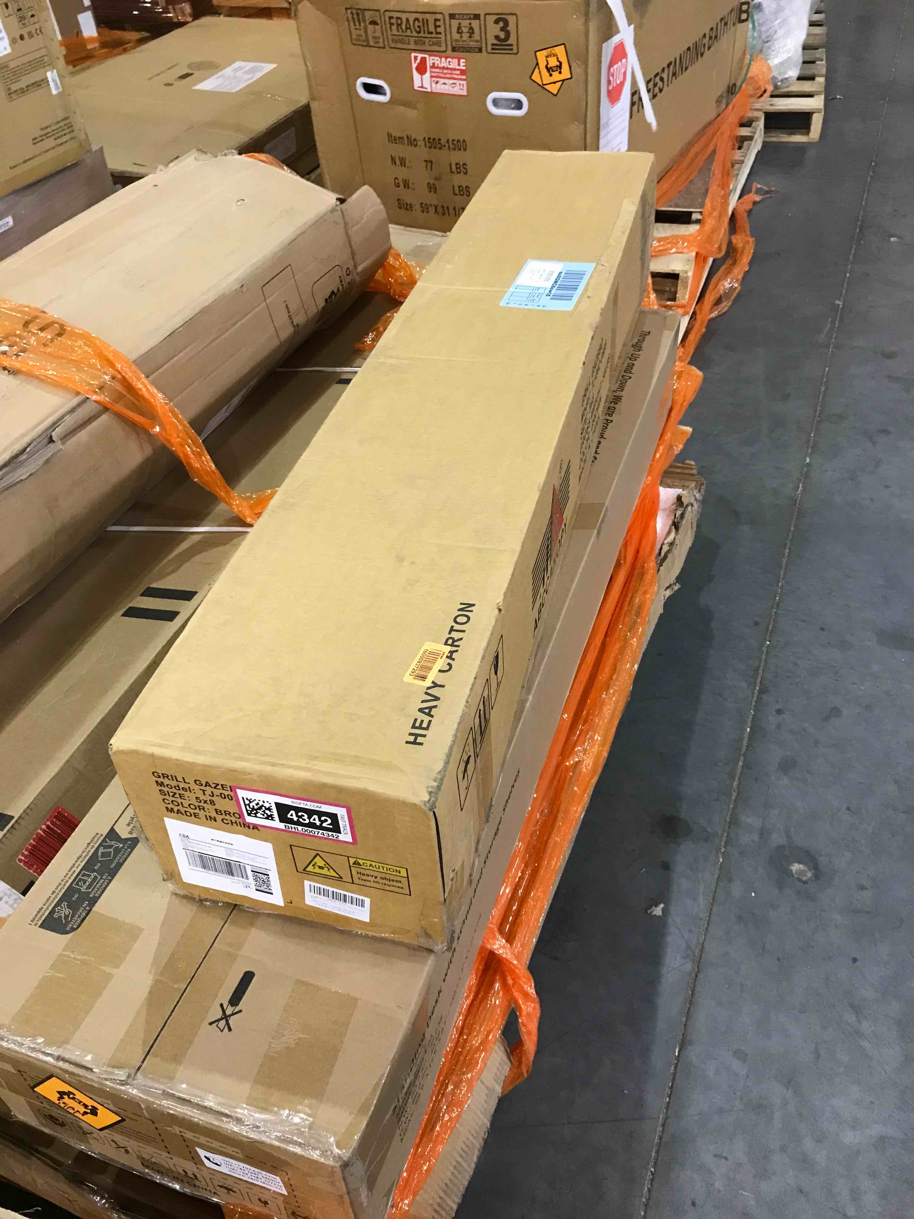 https://s3.amazonaws.com/lotting-images-prod/bidfta/BHL00074342_1690457408330.jpeg