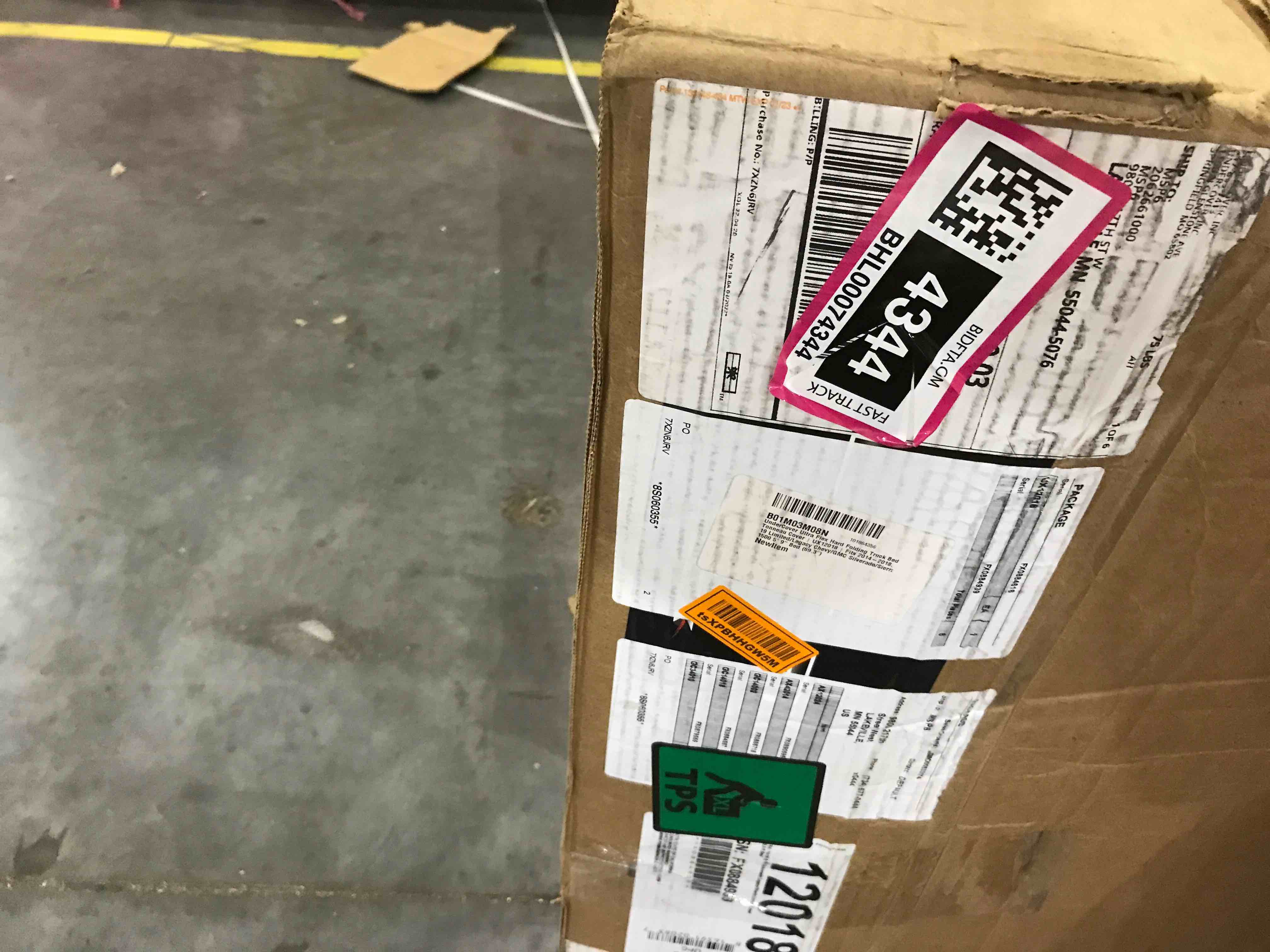 https://s3.amazonaws.com/lotting-images-prod/bidfta/BHL00074344_1690458360743.jpeg
