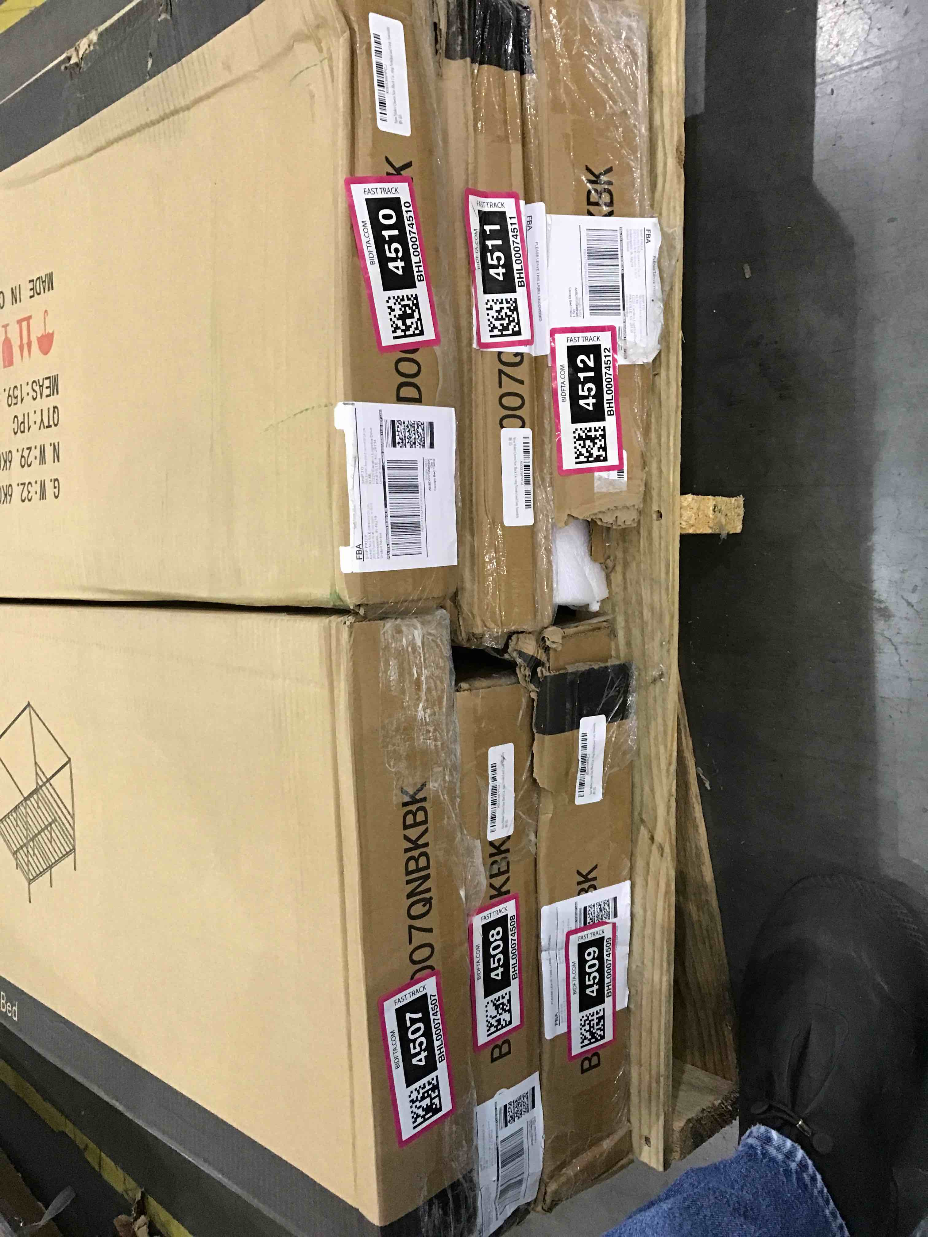 https://s3.amazonaws.com/lotting-images-prod/bidfta/BHL00074510_1690462495070.jpeg