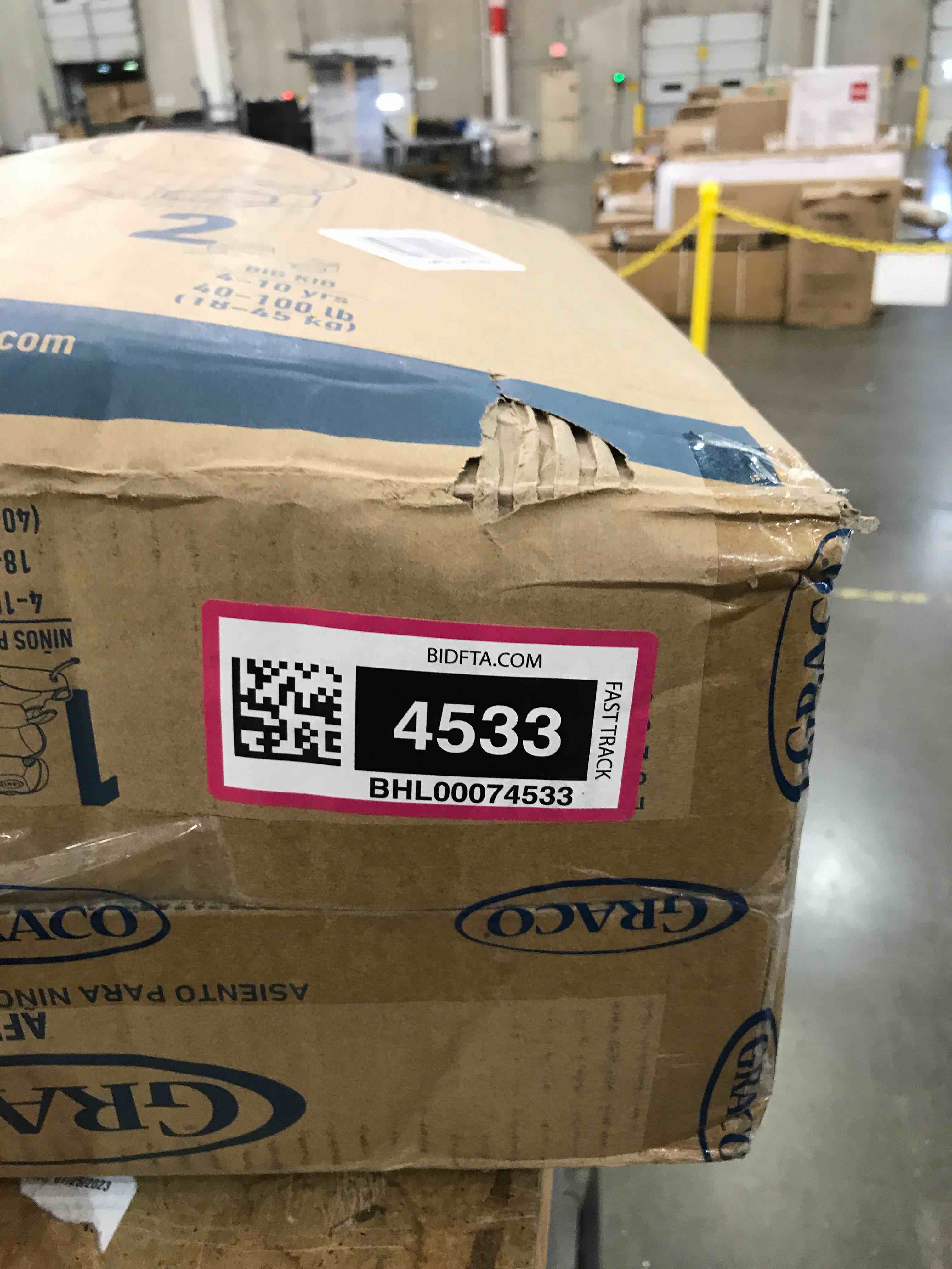 https://s3.amazonaws.com/lotting-images-prod/bidfta/BHL00074533_1690476756941.jpeg