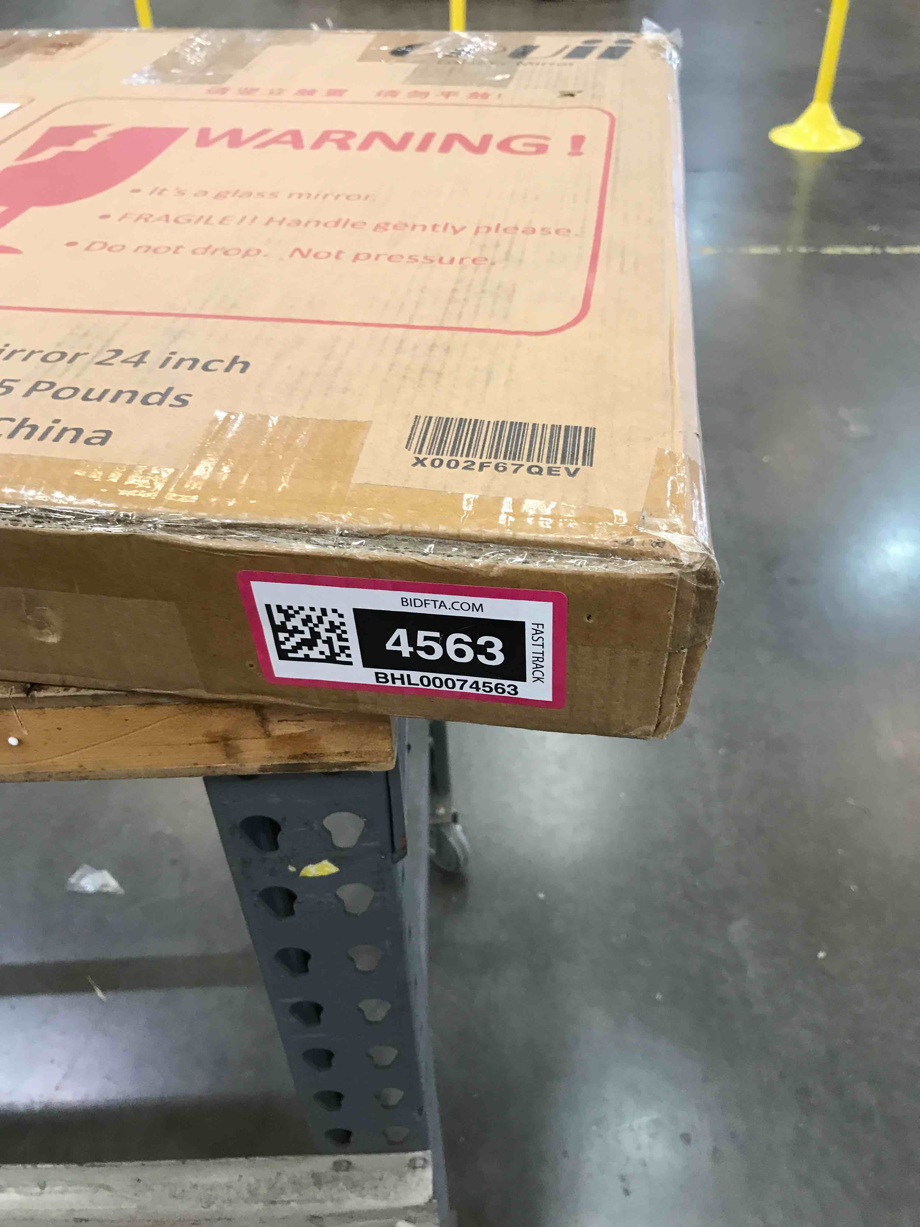https://s3.amazonaws.com/lotting-images-prod/bidfta/BHL00074563_1690479795879.jpeg