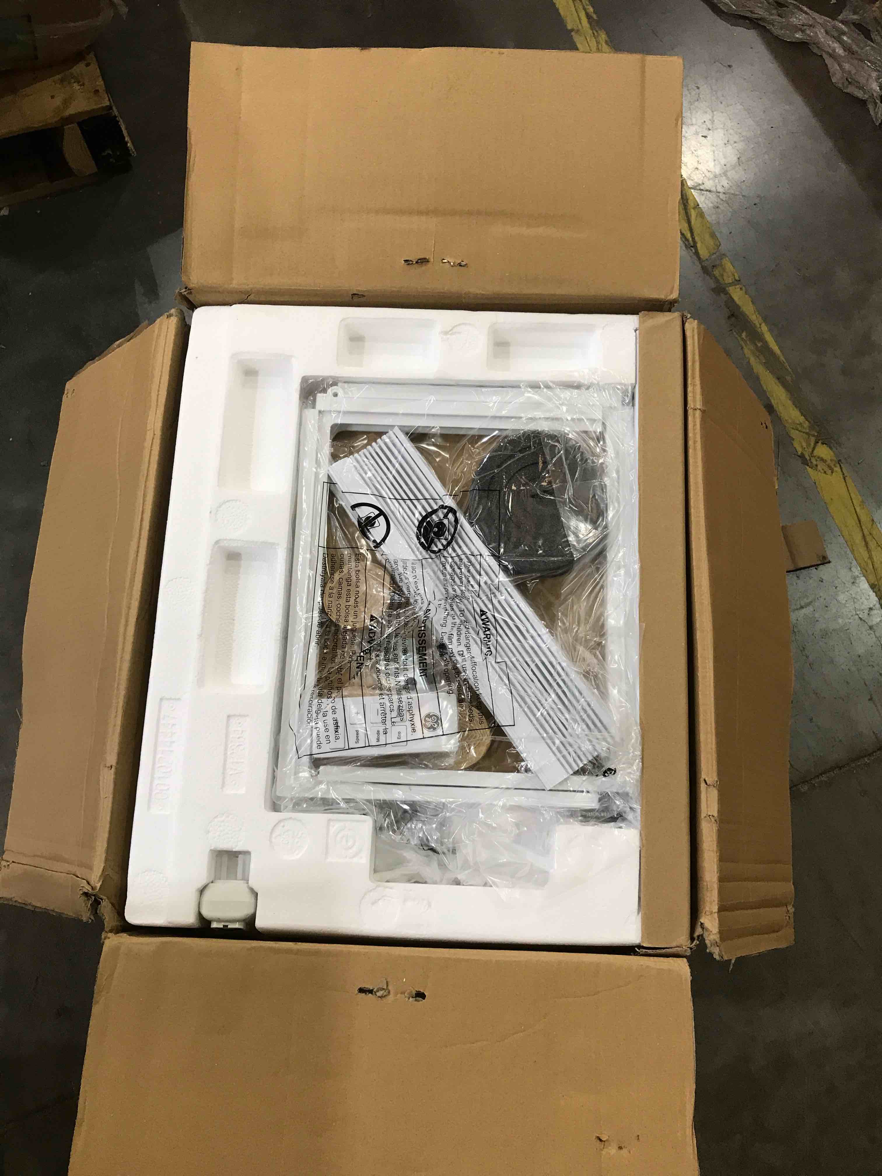 https://s3.amazonaws.com/lotting-images-prod/bidfta/BHL00076193_1692620986344.jpeg
