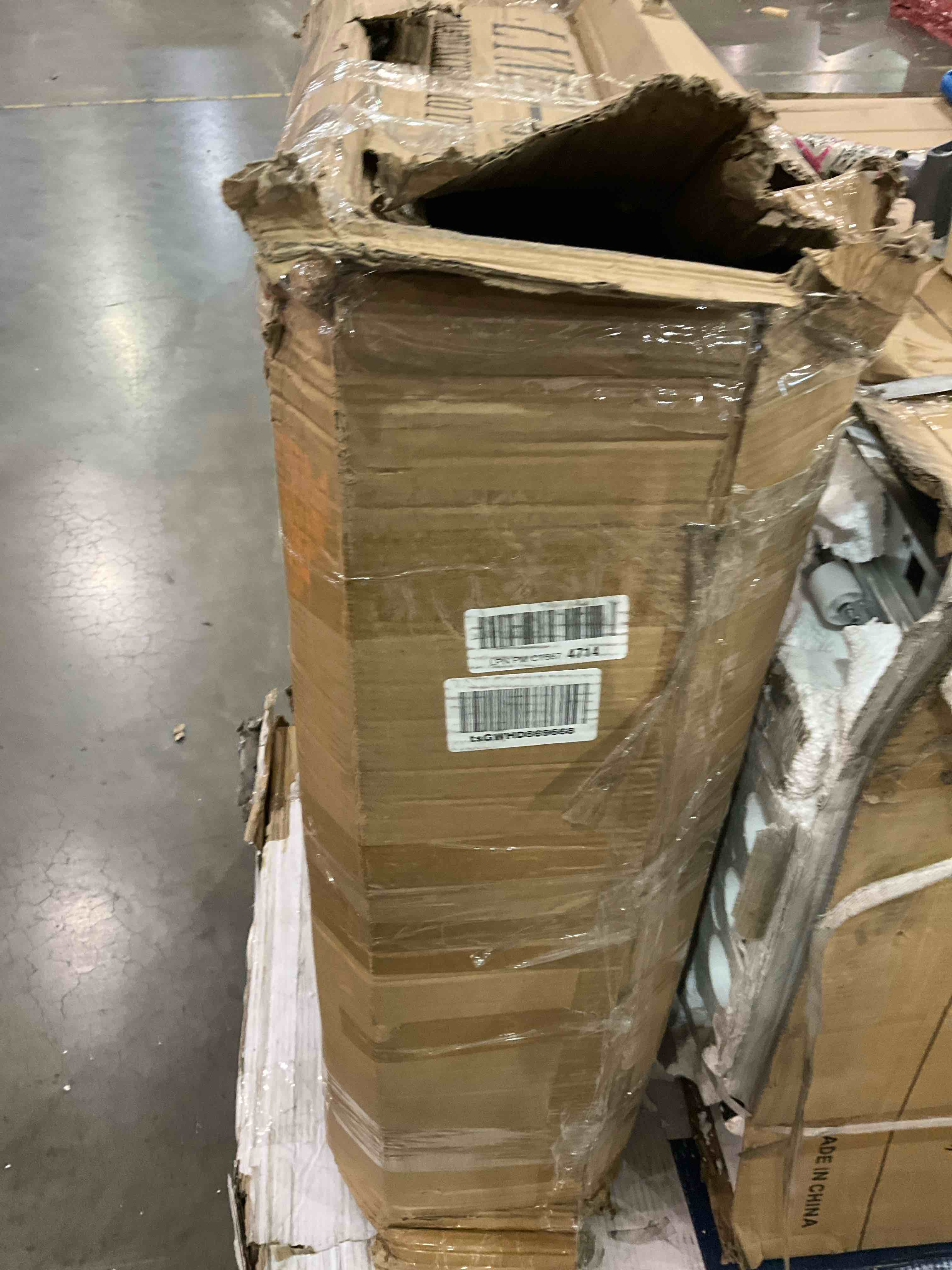 https://s3.amazonaws.com/lotting-images-prod/bidfta/BHL00076390_1695644344442.jpeg