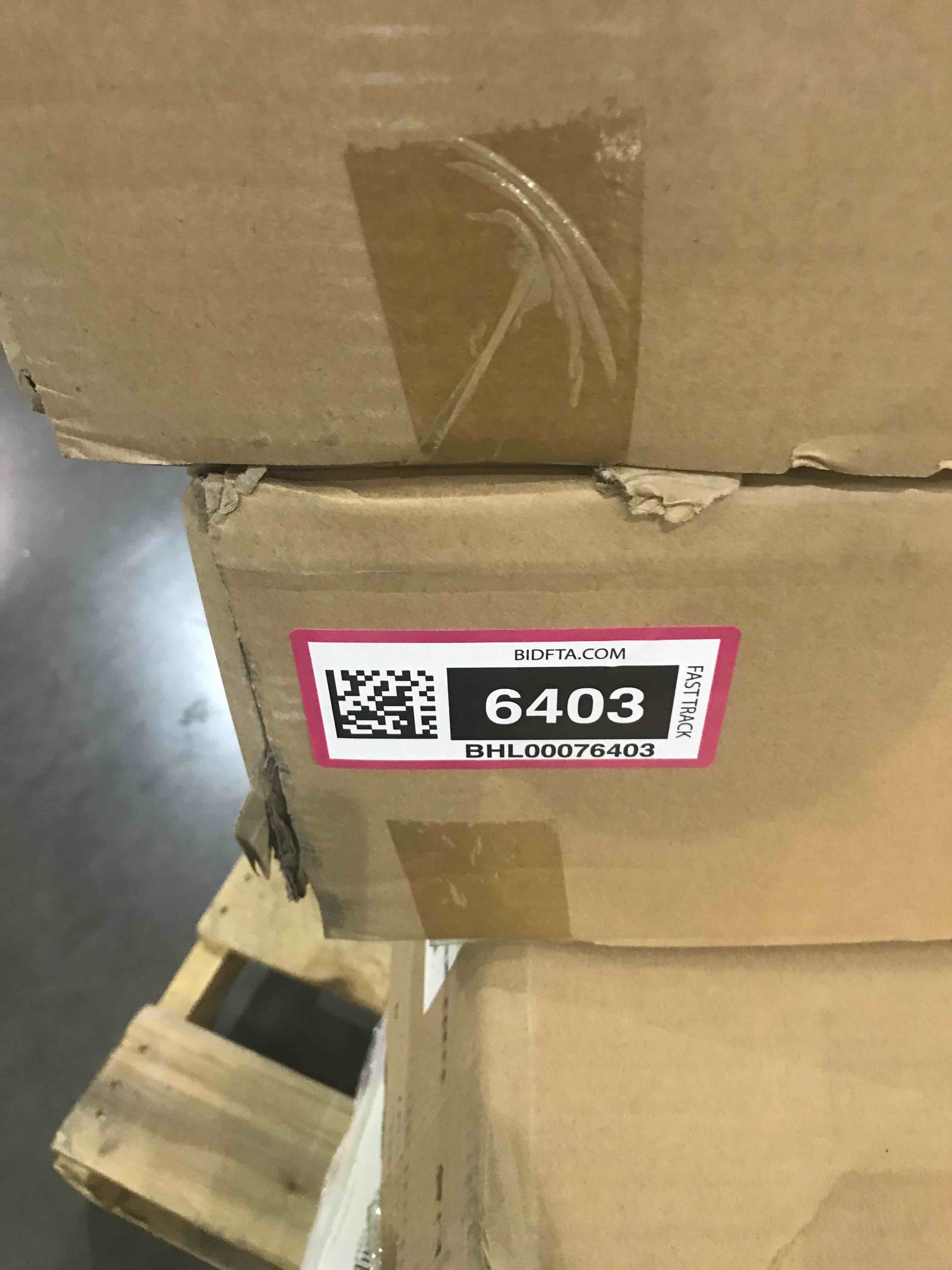 https://s3.amazonaws.com/lotting-images-prod/bidfta/BHL00076403_1695381410868.jpeg