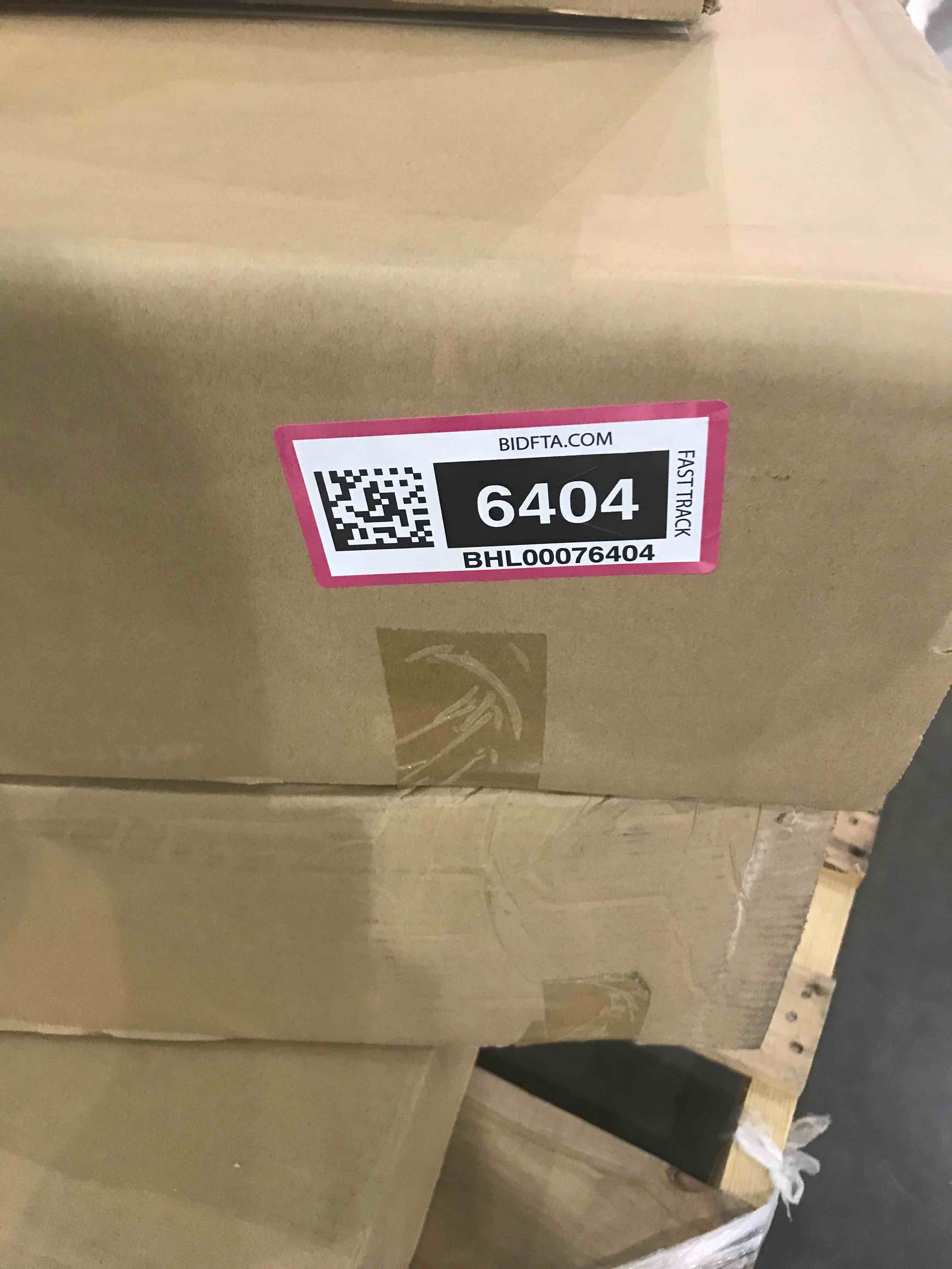 https://s3.amazonaws.com/lotting-images-prod/bidfta/BHL00076404_1695381464846.jpeg
