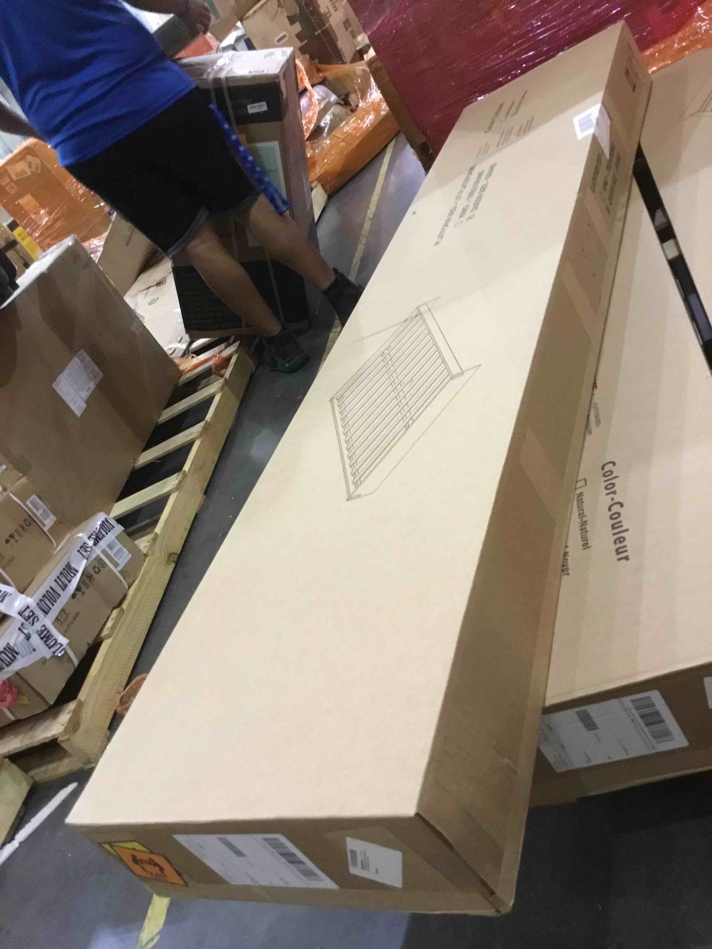 https://s3.amazonaws.com/lotting-images-prod/bidfta/BHL00076646_1691584857945.jpeg