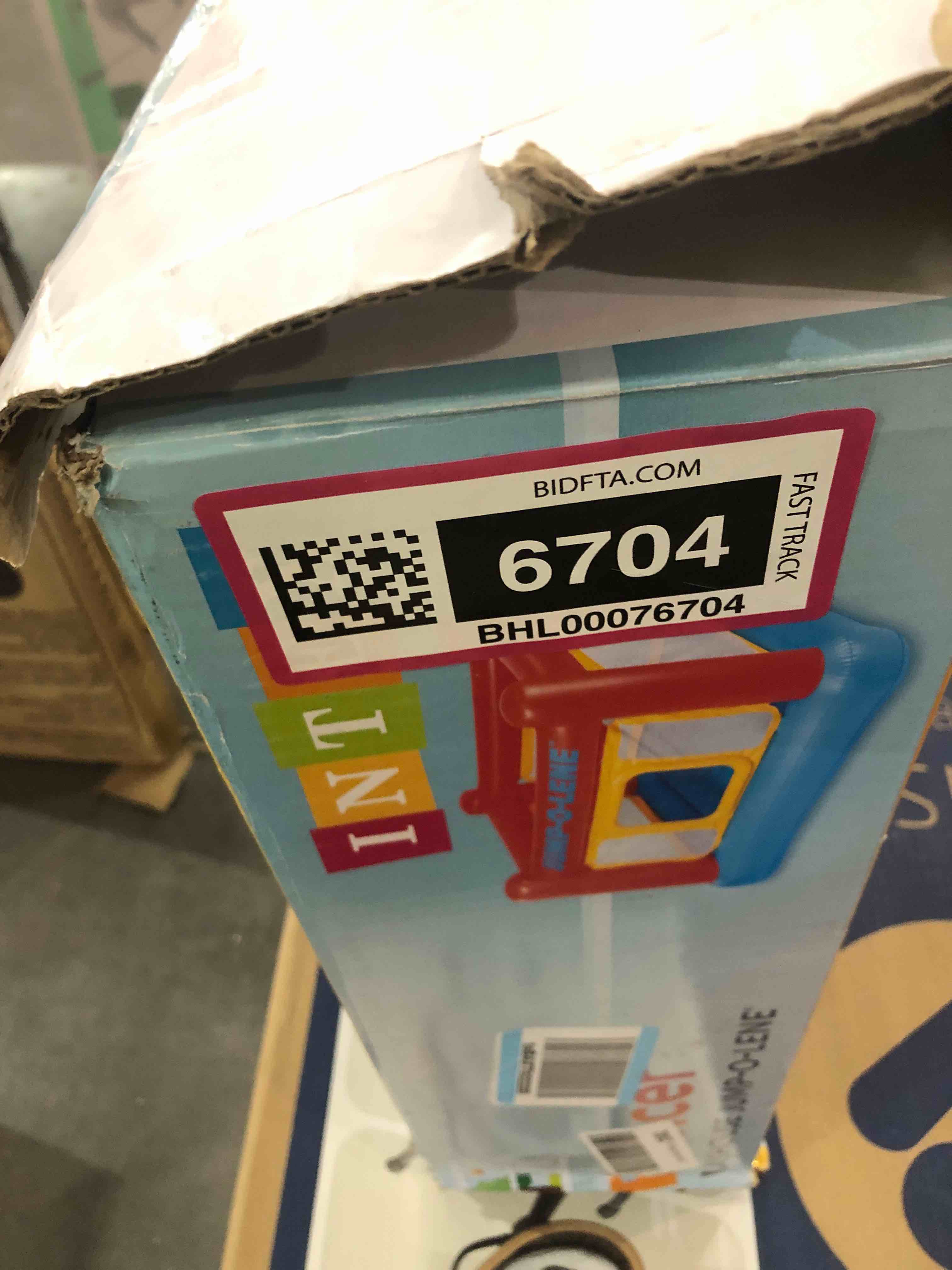 https://s3.amazonaws.com/lotting-images-prod/bidfta/BHL00076704_1691670589465.jpeg