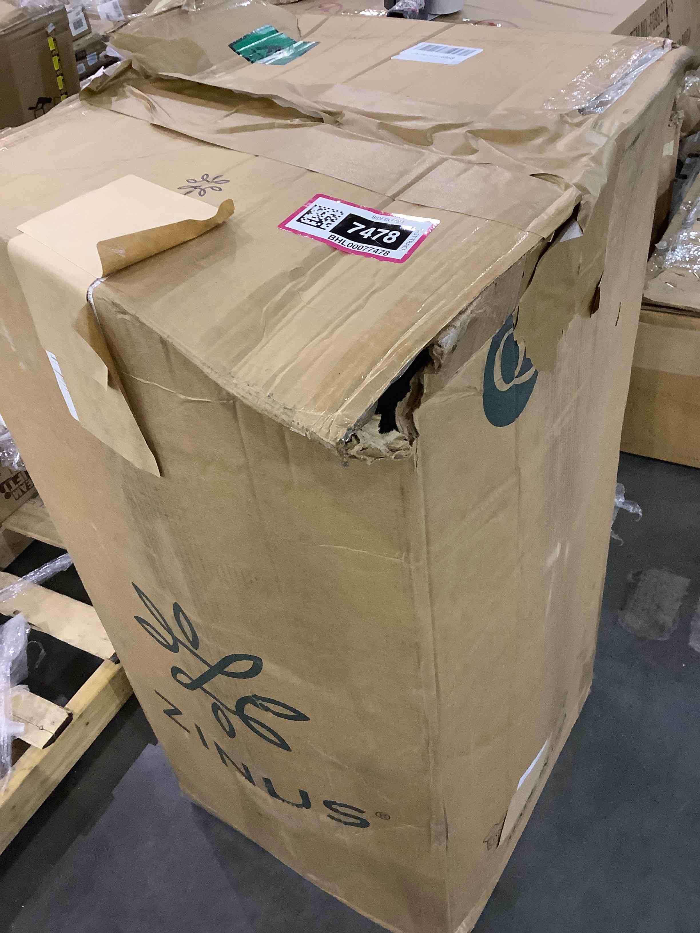 https://s3.amazonaws.com/lotting-images-prod/bidfta/BHL00077478_1694691100440.jpeg