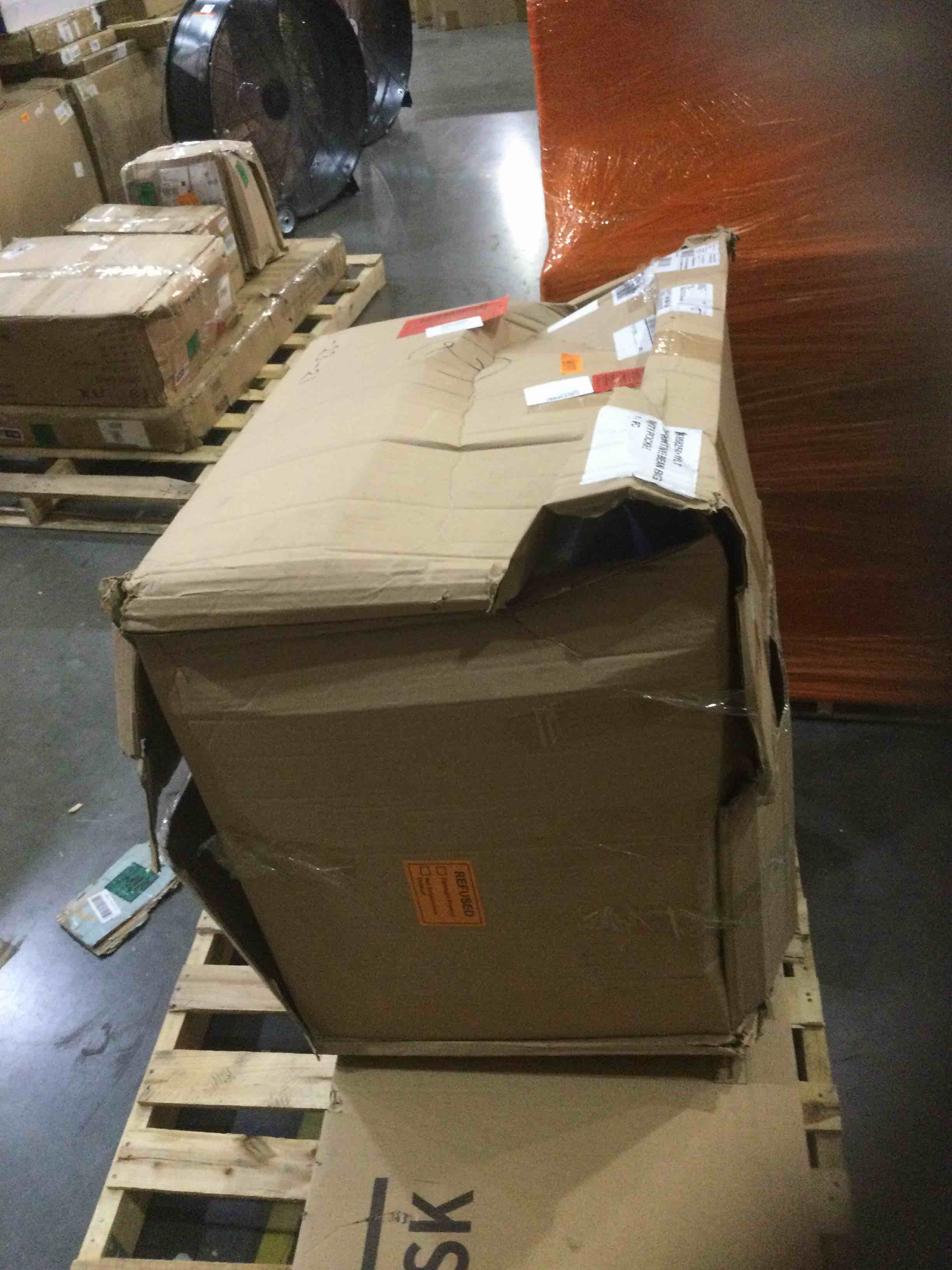 https://s3.amazonaws.com/lotting-images-prod/bidfta/BHL00077814_1691409592540.jpeg