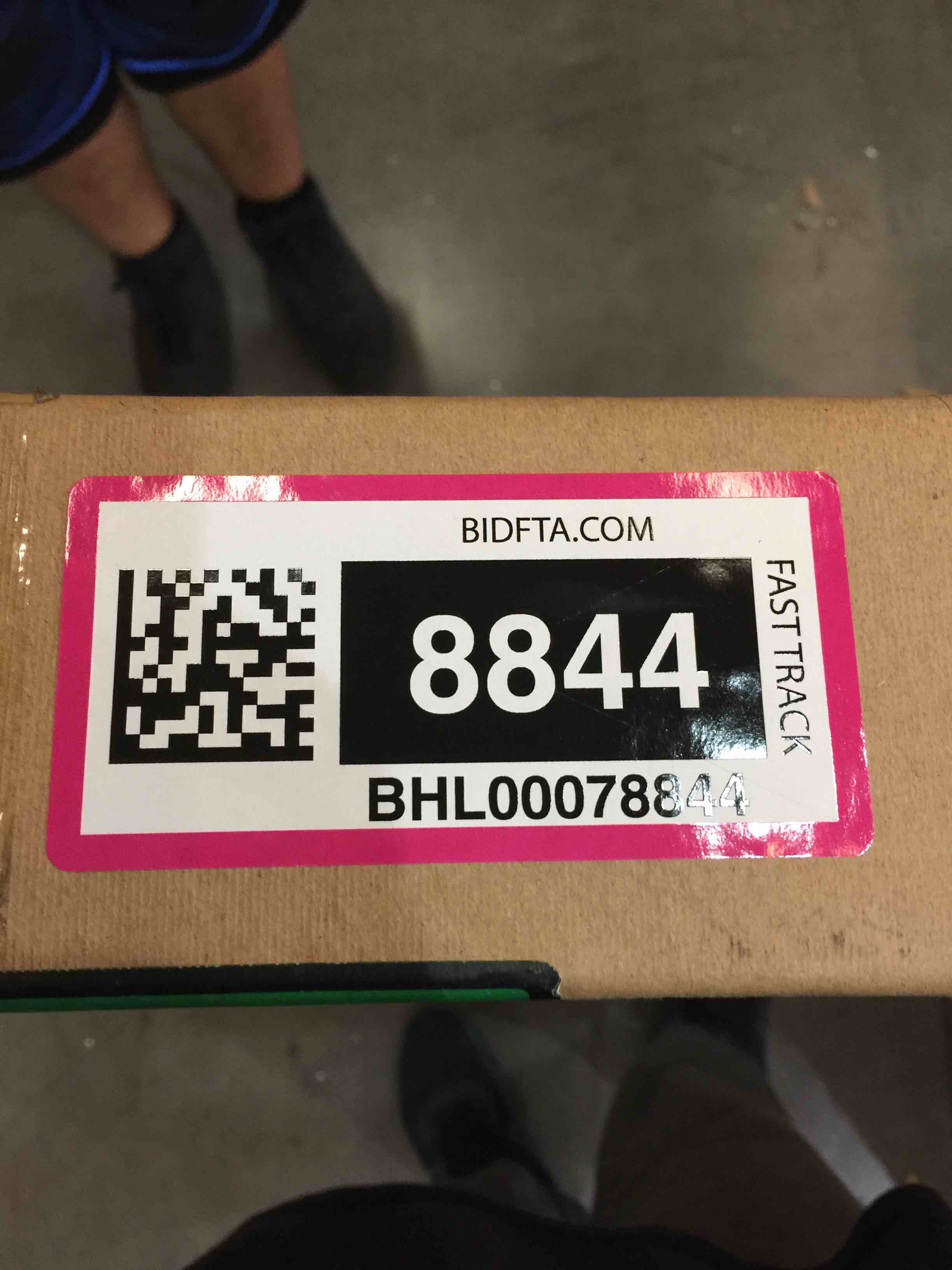 SHOPLED 8FT LED Shop Light Fixture, 72w 9360 Lumens 6000K Cool White,High Output Tube Light, Double Sided V Shape T8 Integrated 8 Foot Led Bulbs for Cooler, Garage, Warehouse, Clear Cover 4 Pack