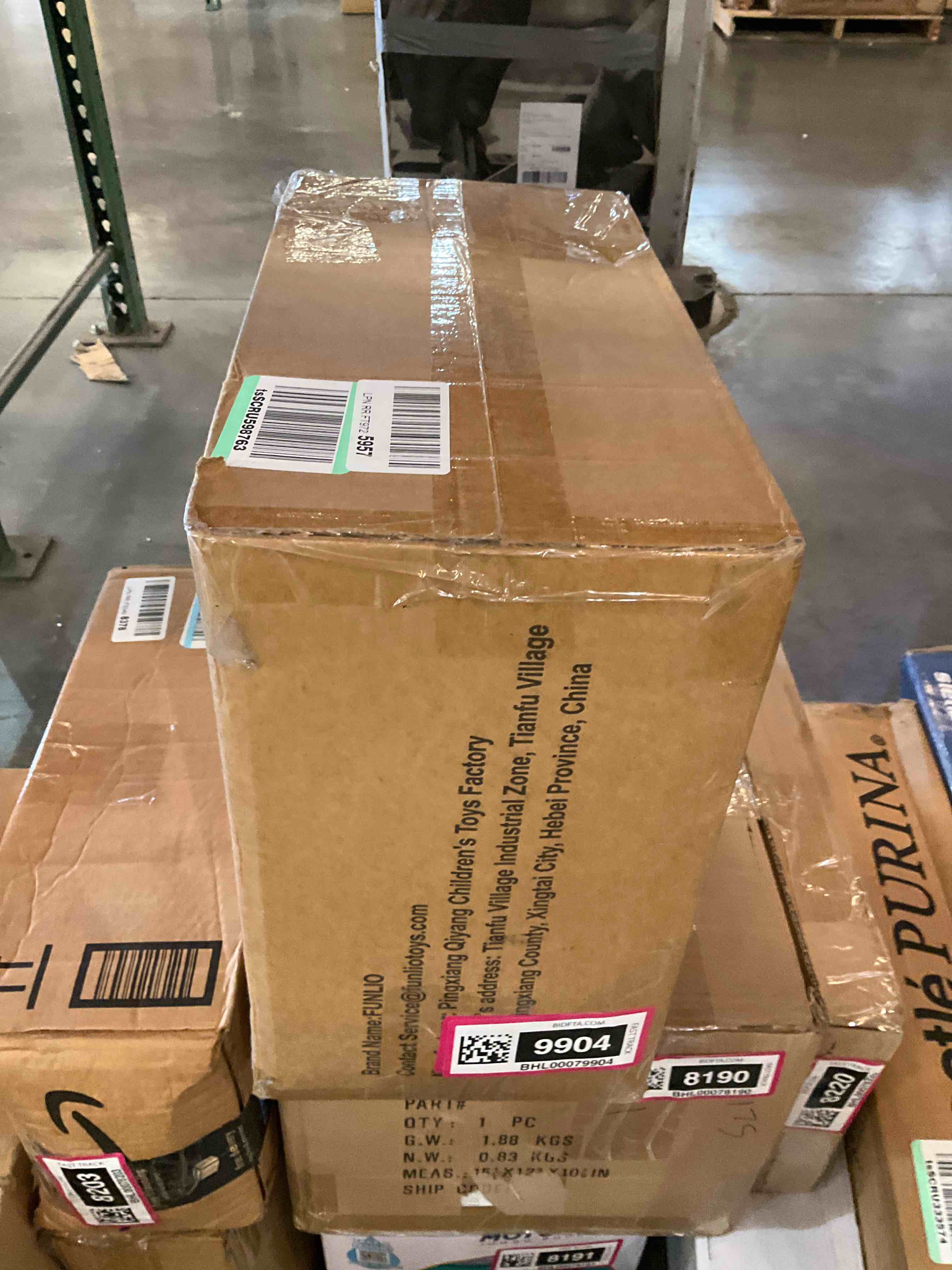 https://s3.amazonaws.com/lotting-images-prod/bidfta/BHL00079904_1690833969002.jpeg