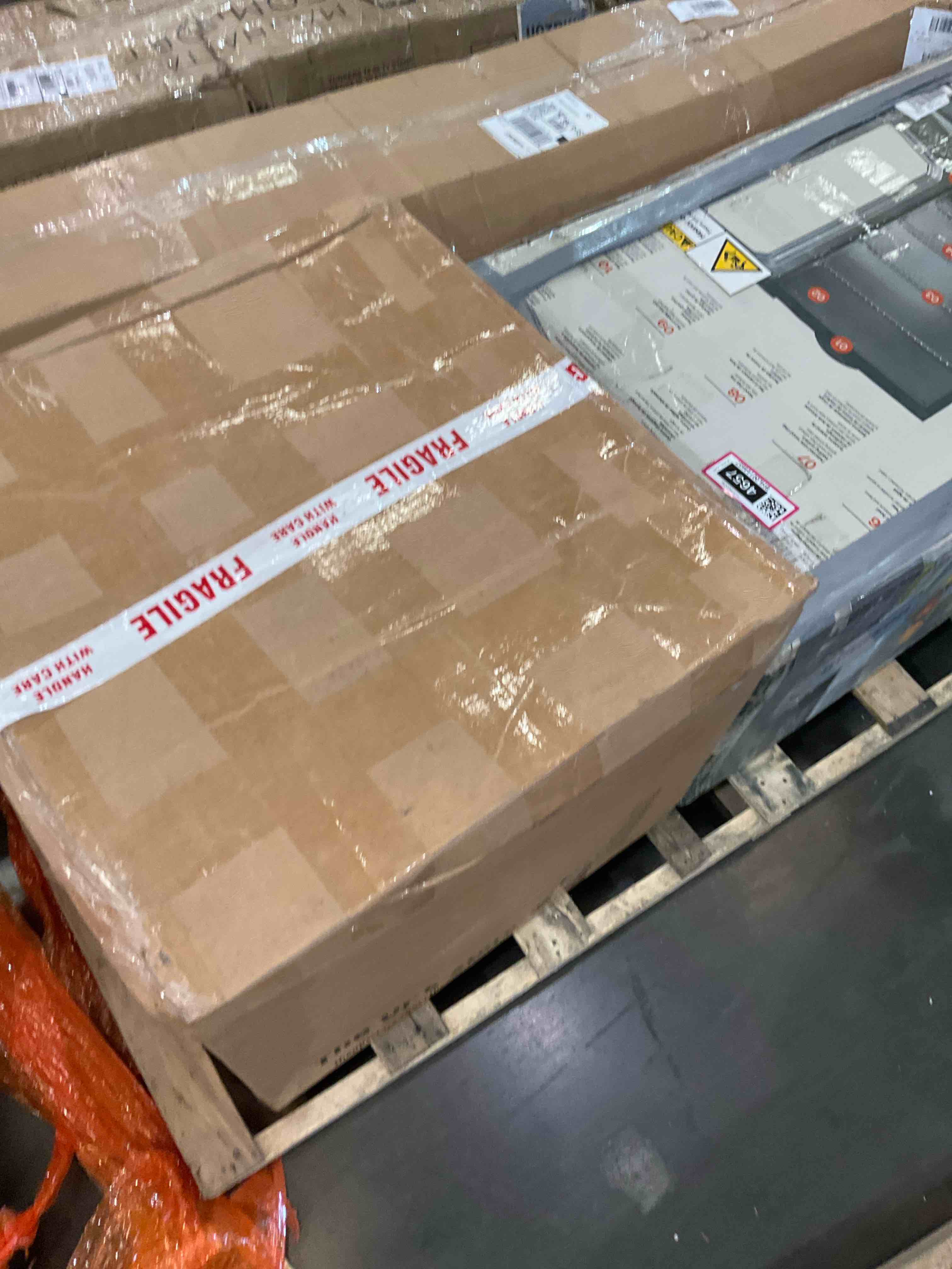 https://s3.amazonaws.com/lotting-images-prod/bidfta/BHL00080353_1716904429355.jpeg