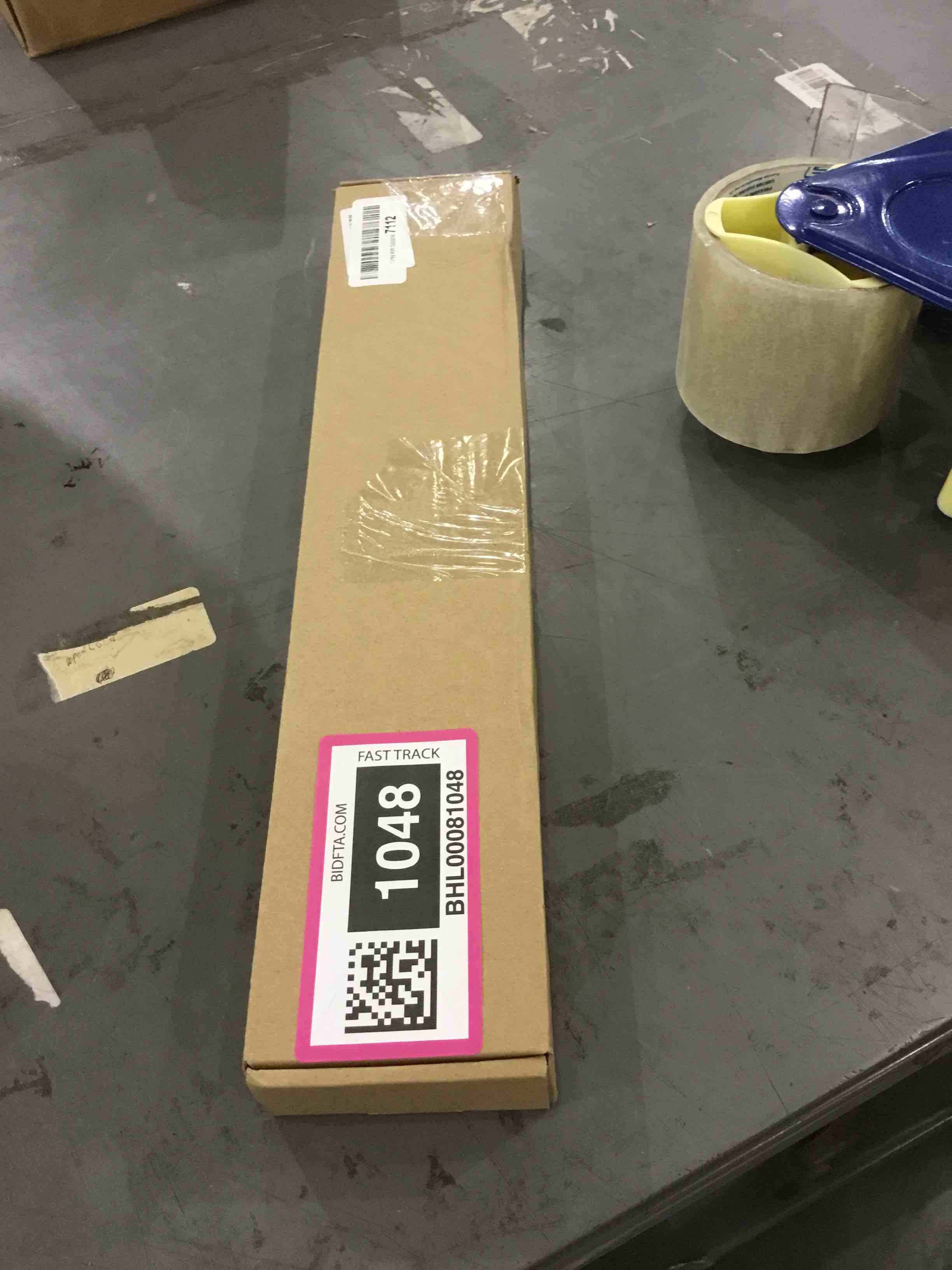 https://s3.amazonaws.com/lotting-images-prod/bidfta/BHL00081048_1697042744154.jpeg