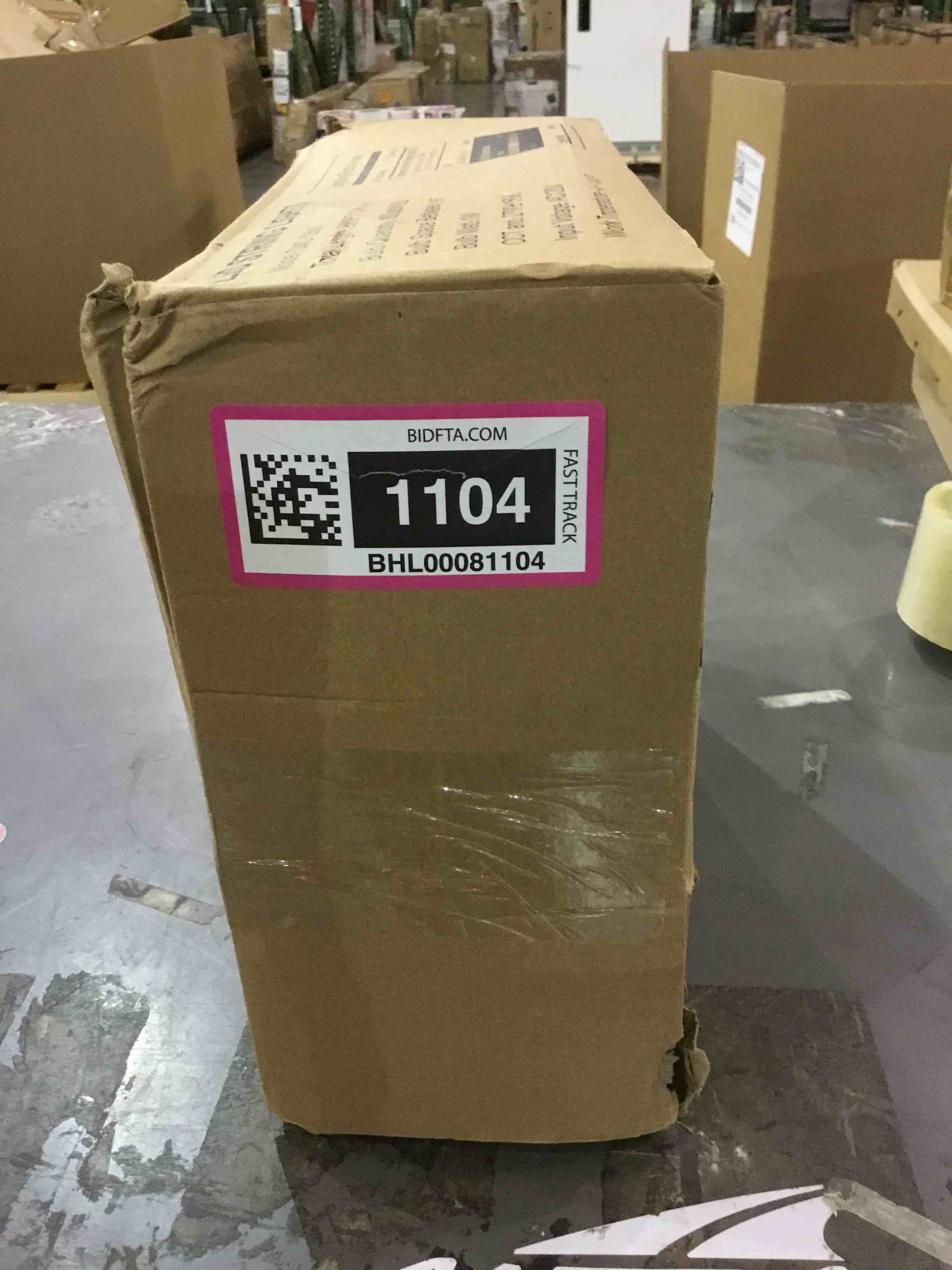https://s3.amazonaws.com/lotting-images-prod/bidfta/BHL00081104_1697114428951.jpeg