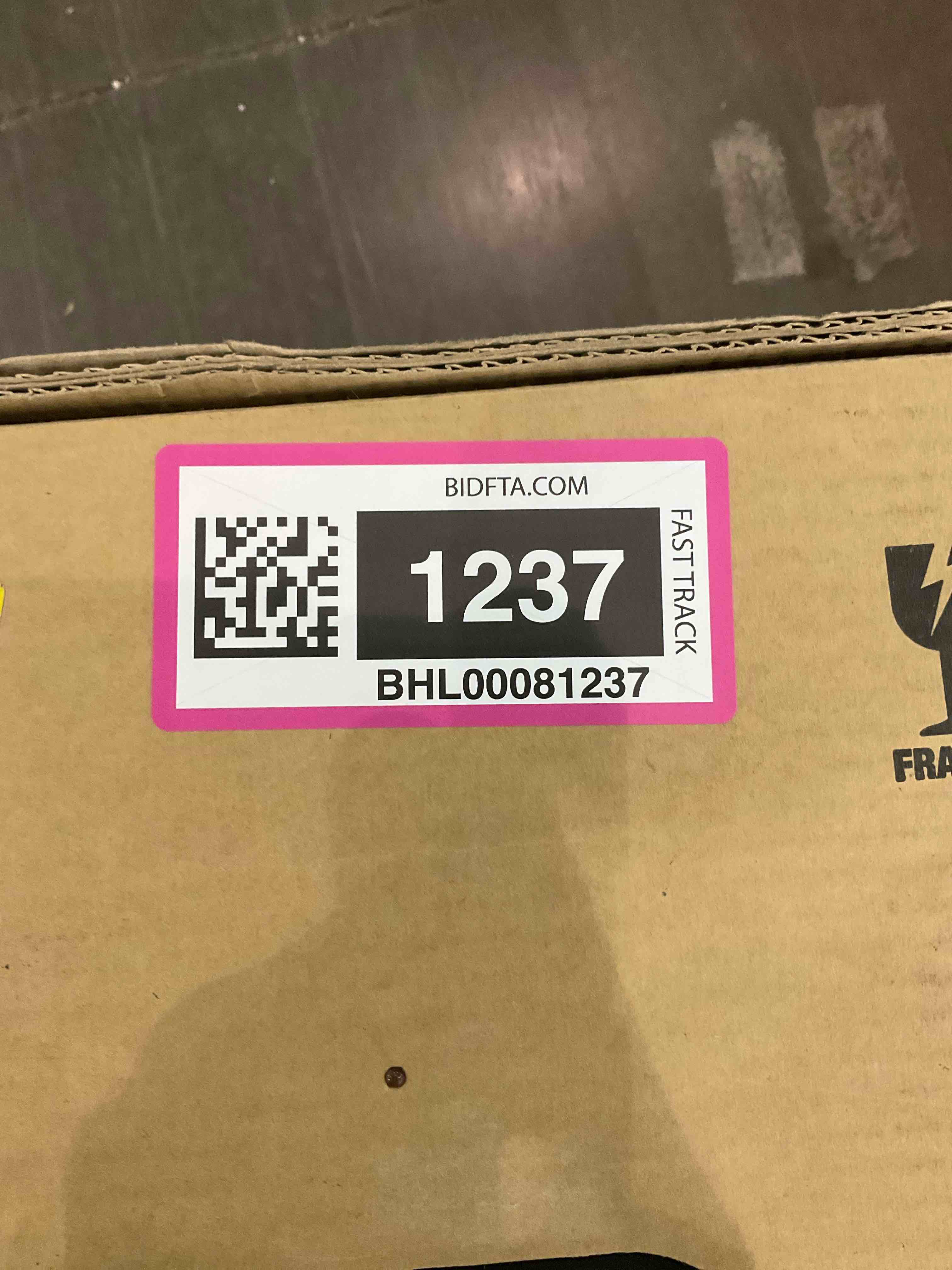 Cricut Autopress- Professional Automated Heat Press for T-Shirts, Decor & More, Home-Friendly Design, Commercial-Level Capabilities, Large Ceramic-Coated Heat Plate, Time-Saving Features (15" x 12")