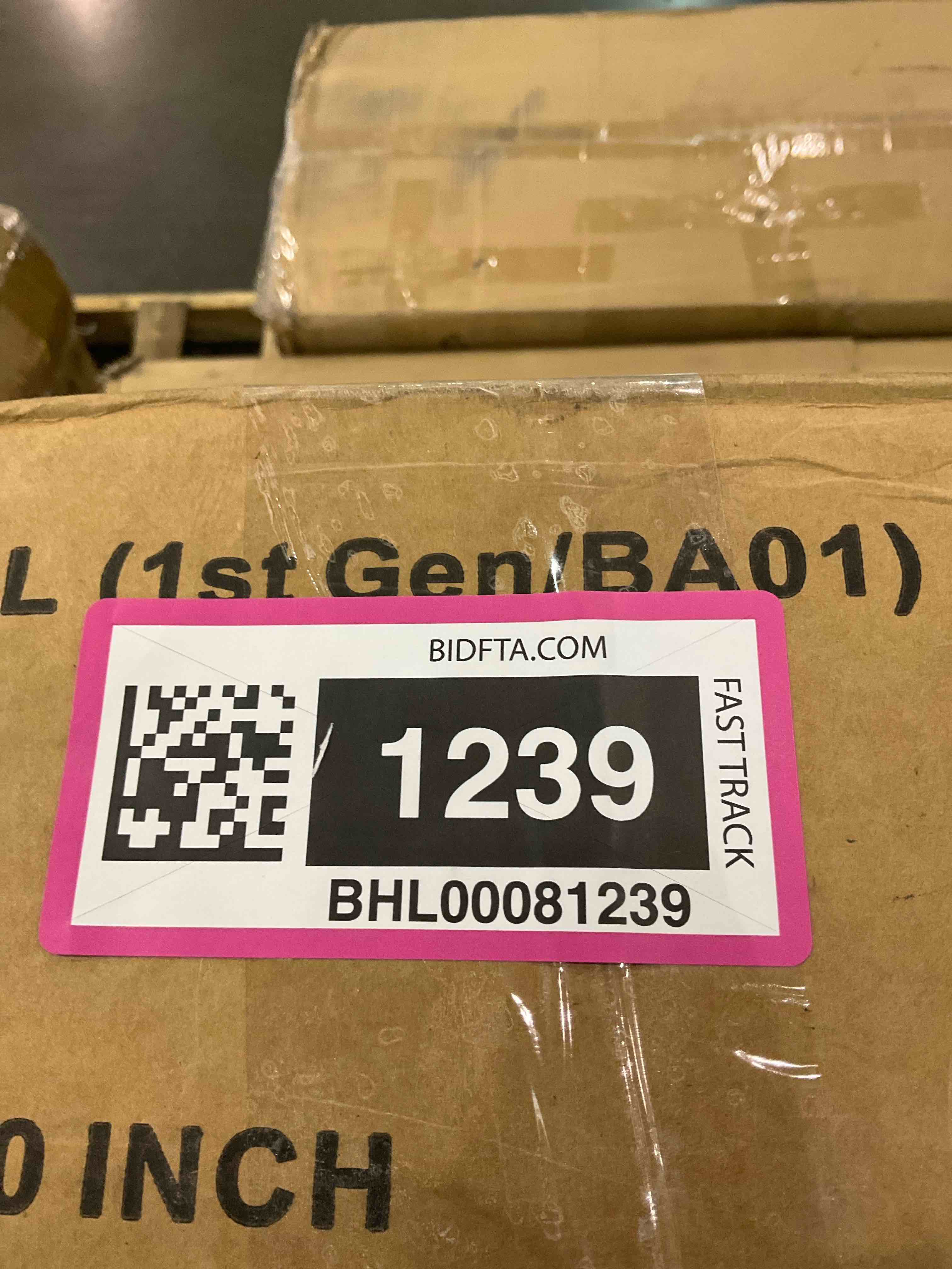 Walking Pad Treadmill, Under Desk Treadmill 2 in 1 for Home Office Use with Remote Control, Desk Treamill Machine Quiet for Walking Jogging in LED Display