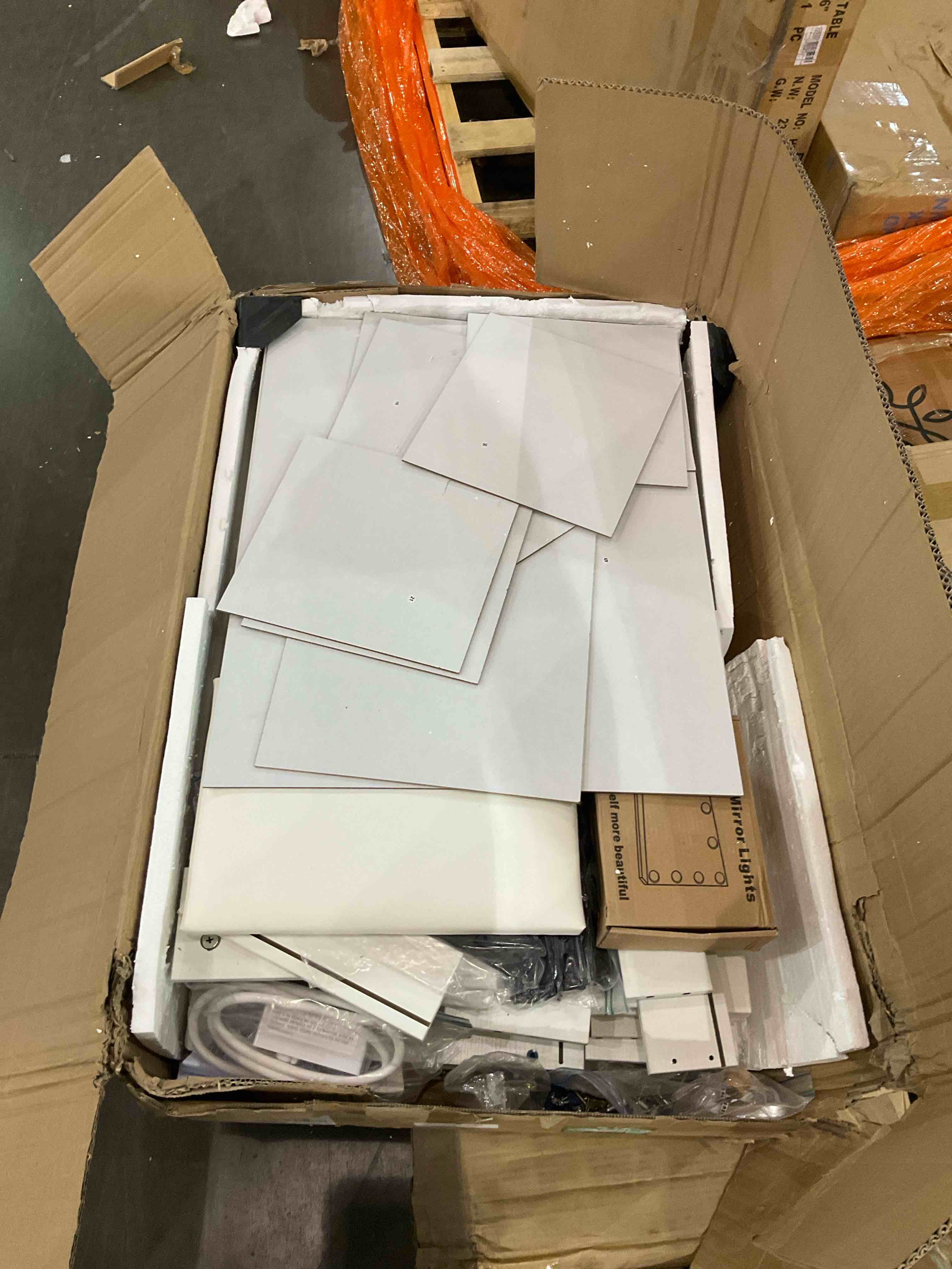 Vabches Vanity Desk with Mirror and Lights,Makeup Vanity with 6 Drawers and Shelves,Vanity Table with Power Outlet,Makeup Desk with Led Lighted Mirror in 3 Colors,for Bedroom,White