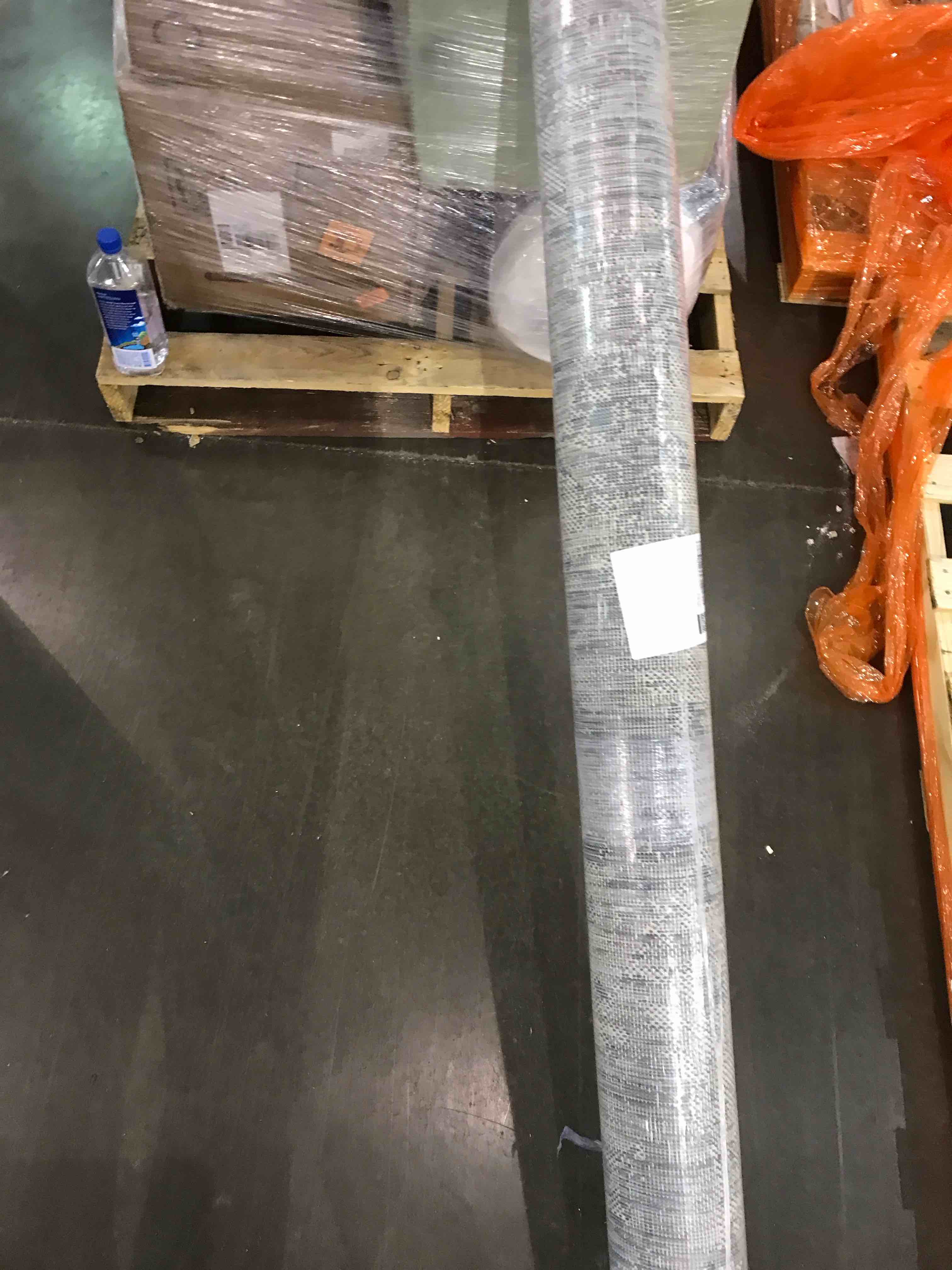https://s3.amazonaws.com/lotting-images-prod/bidfta/BHL00081338_1698237420791.jpeg