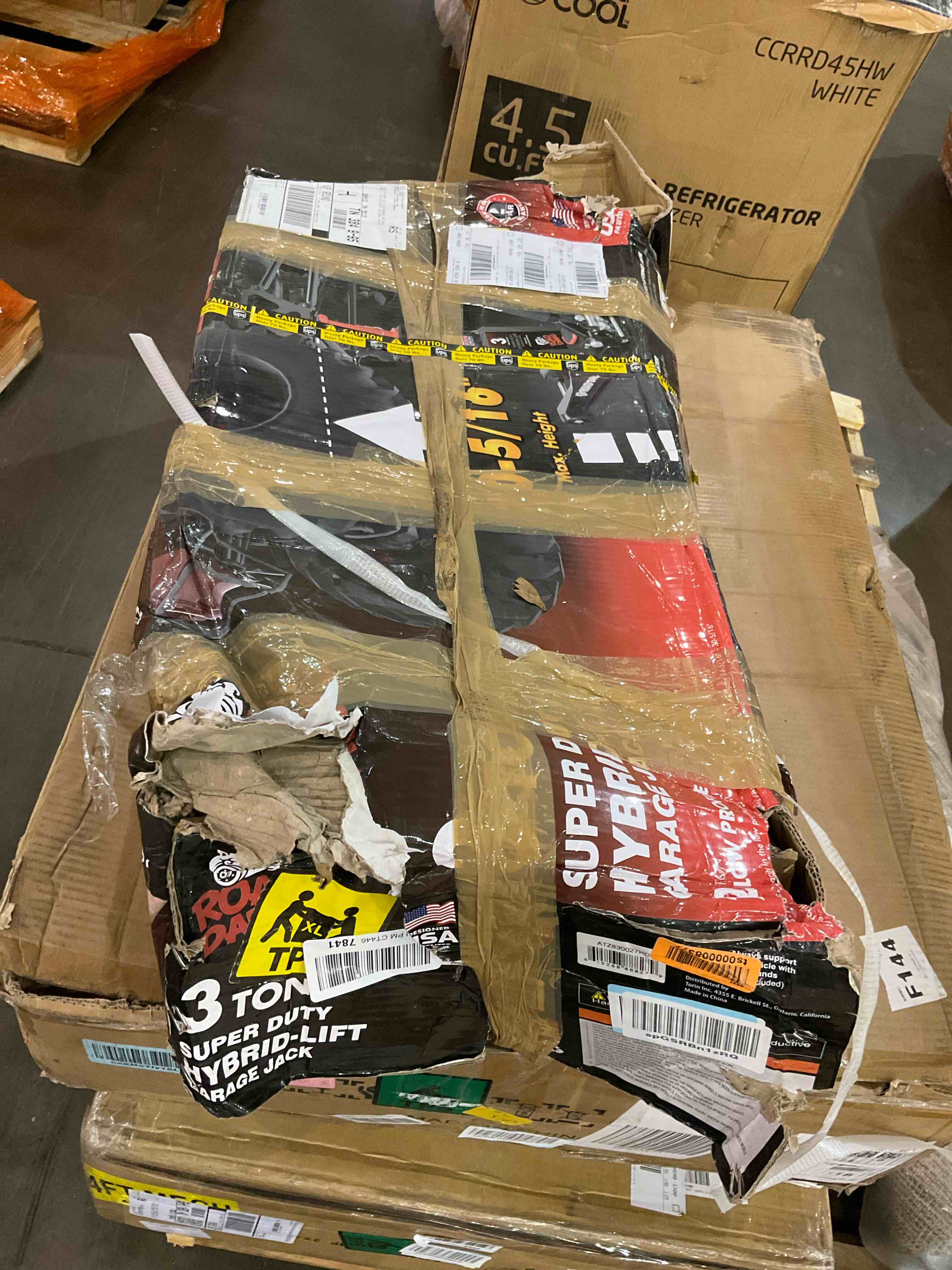 https://s3.amazonaws.com/lotting-images-prod/bidfta/BHL00081478_1699560983985.jpeg