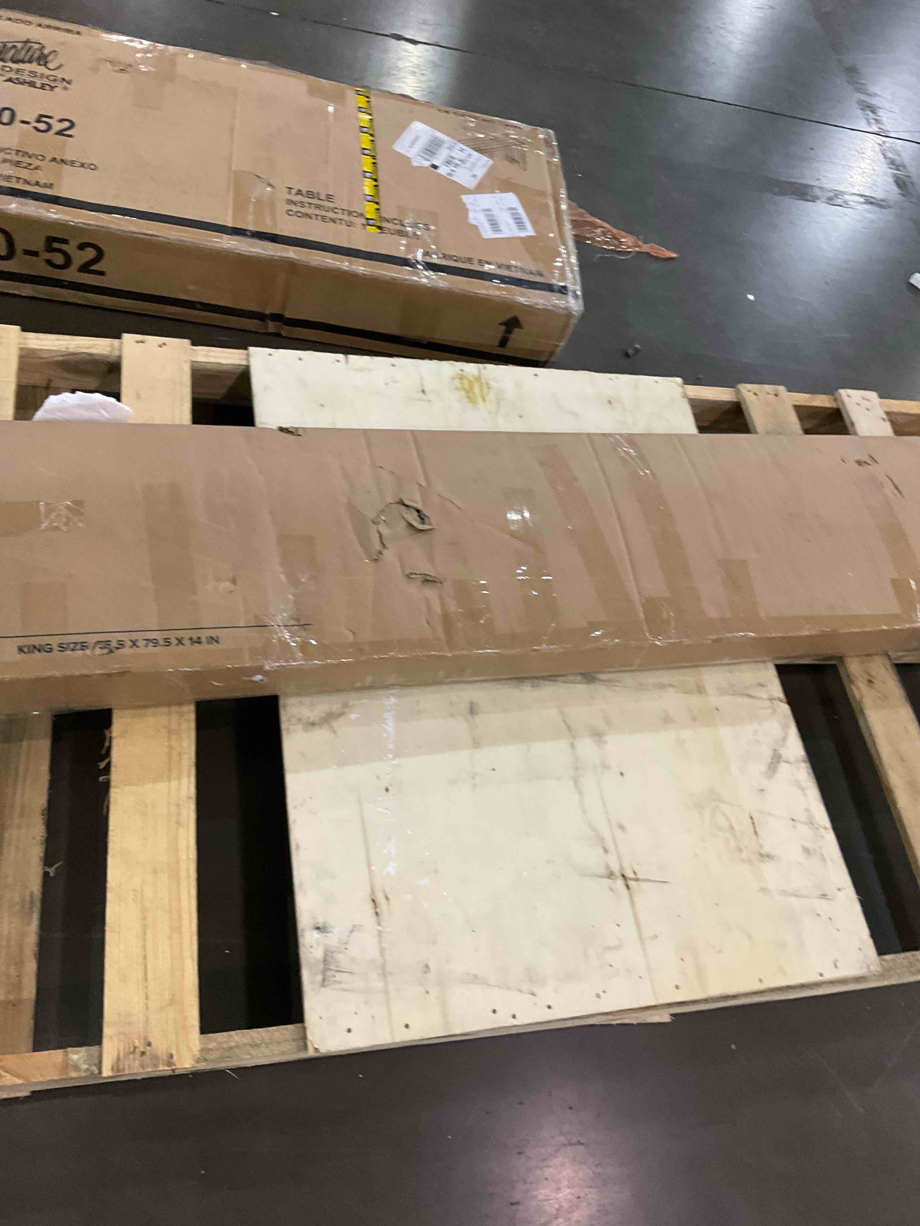 https://s3.amazonaws.com/lotting-images-prod/bidfta/BHL00081498_1699573276233.jpeg