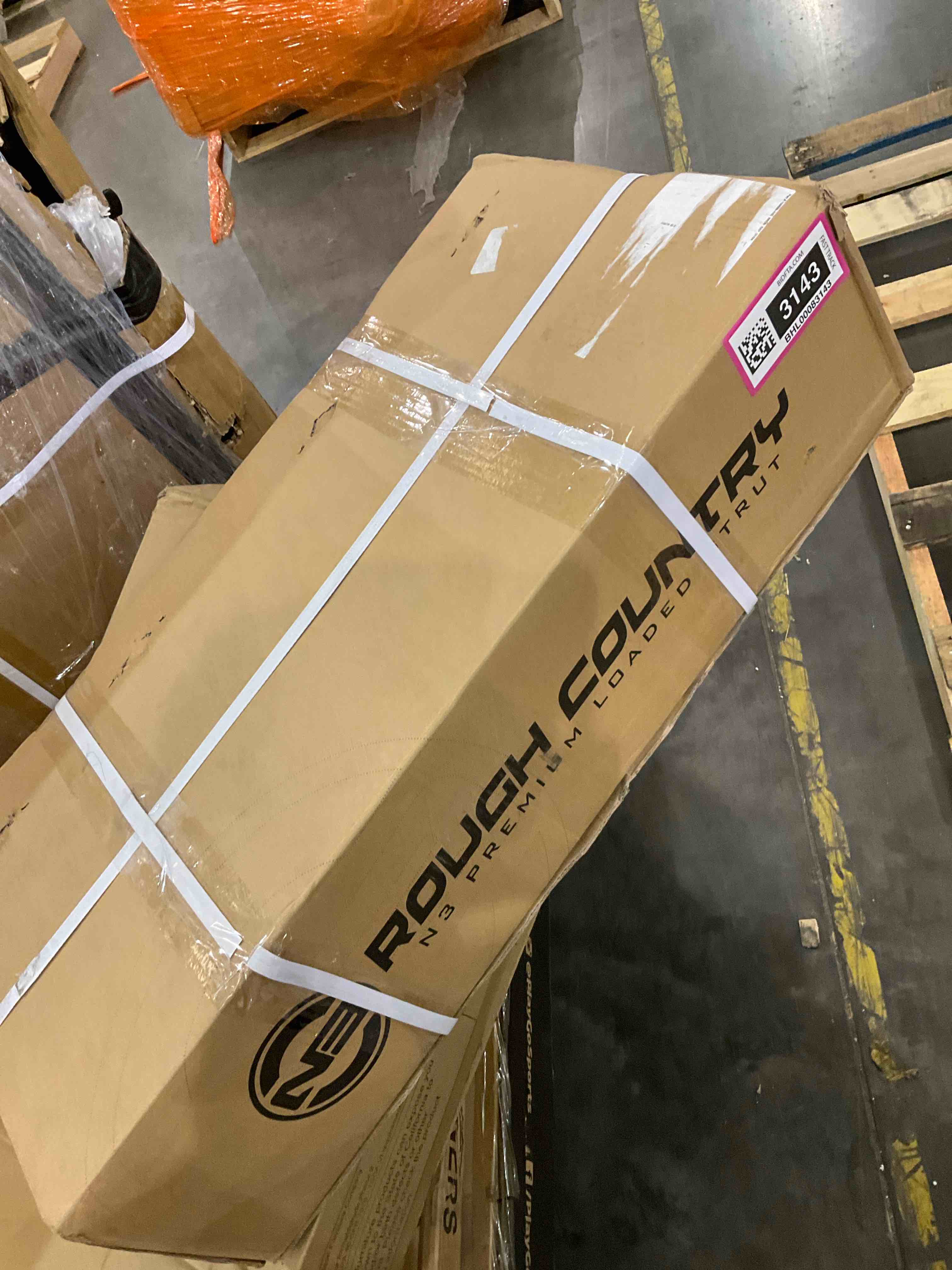 https://s3.amazonaws.com/lotting-images-prod/bidfta/BHL00083143_1696353025020.jpeg