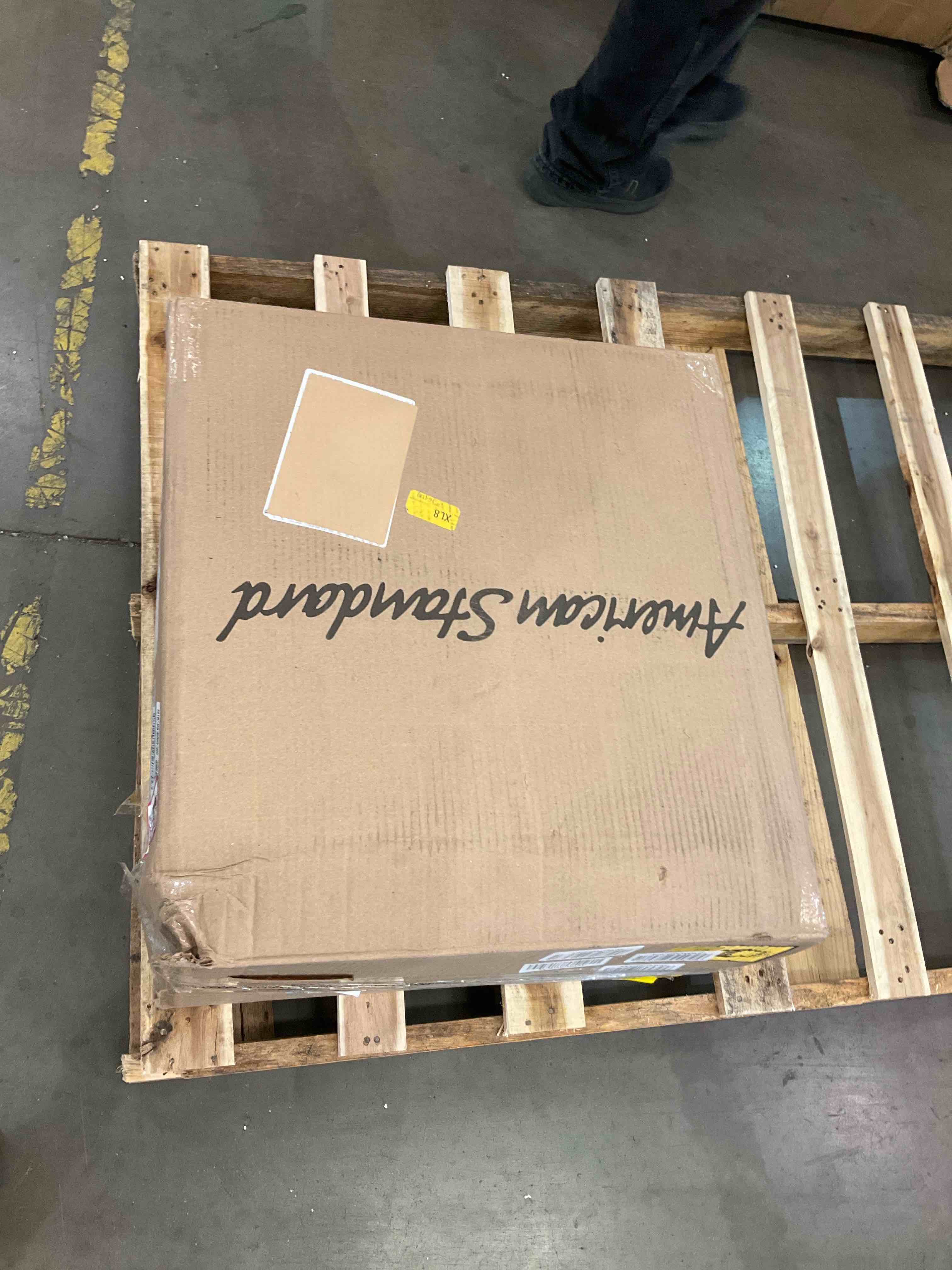 https://s3.amazonaws.com/lotting-images-prod/bidfta/BHL00083375_1697745152043.jpeg