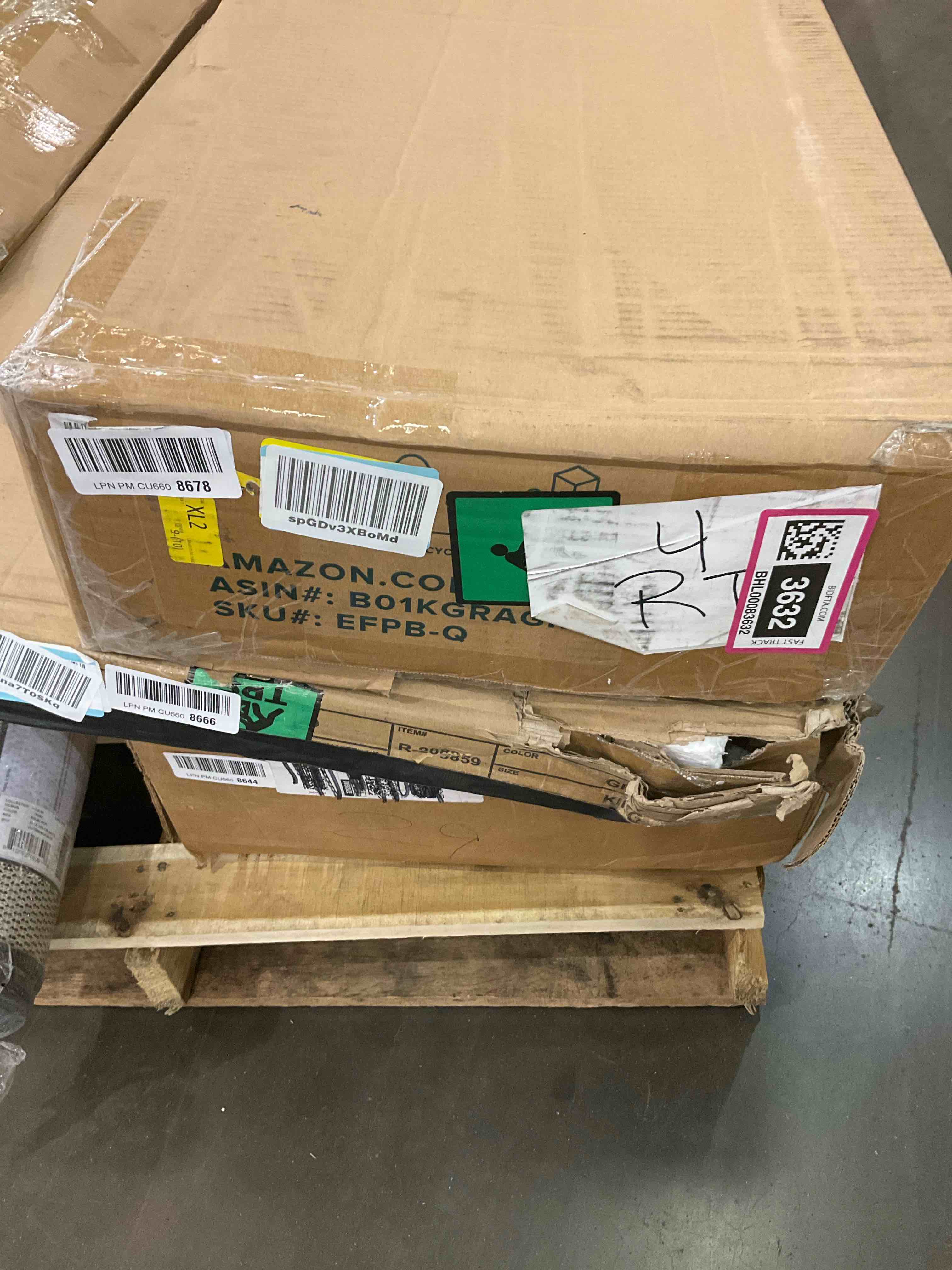 https://s3.amazonaws.com/lotting-images-prod/bidfta/BHL00083632_1697563685673.jpeg