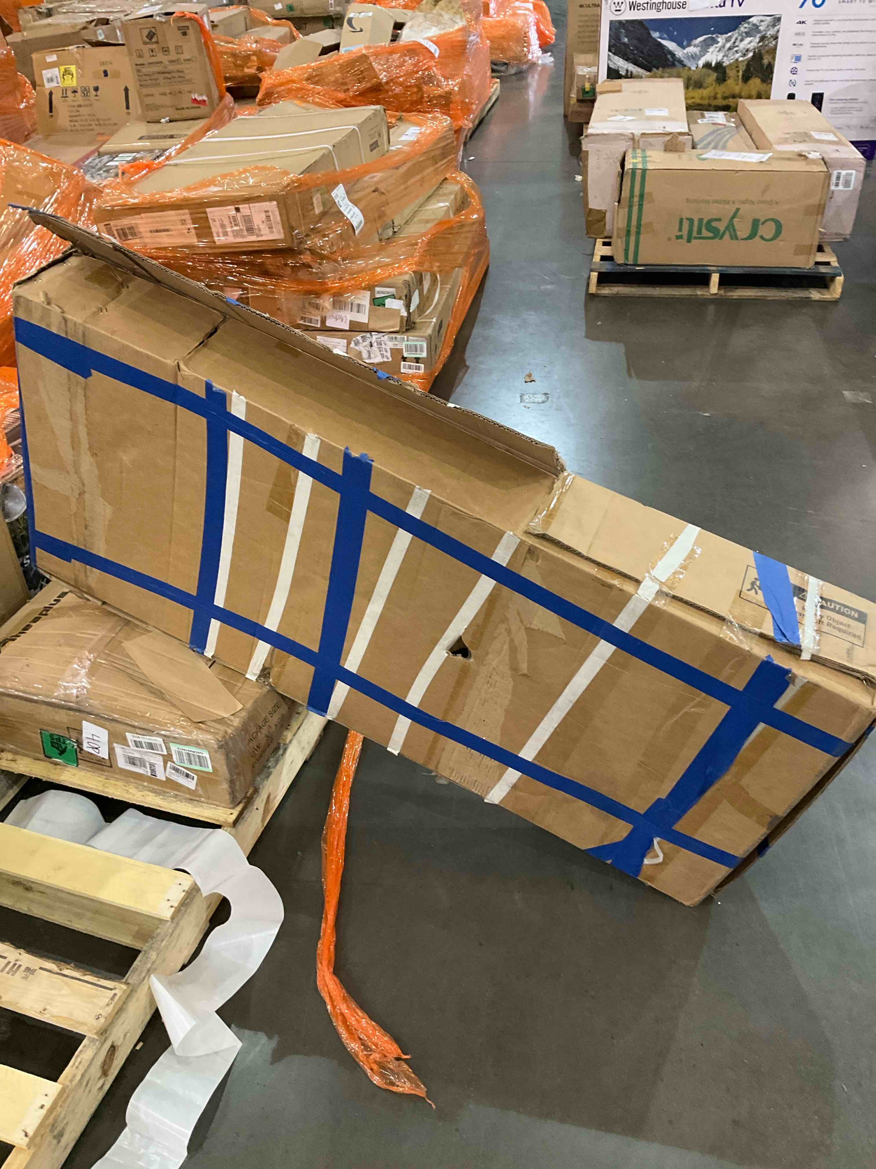 https://s3.amazonaws.com/lotting-images-prod/bidfta/BHL00083639_1697566202040.jpeg