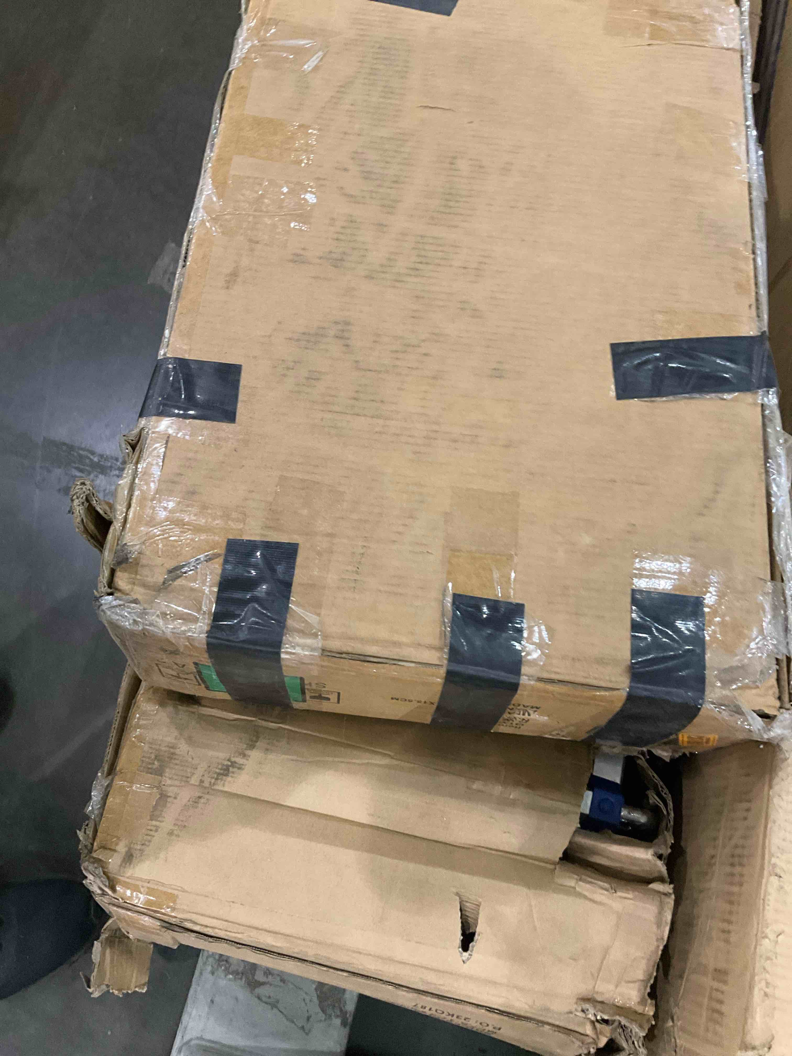 https://s3.amazonaws.com/lotting-images-prod/bidfta/BHL00083906_1701380134319.jpeg