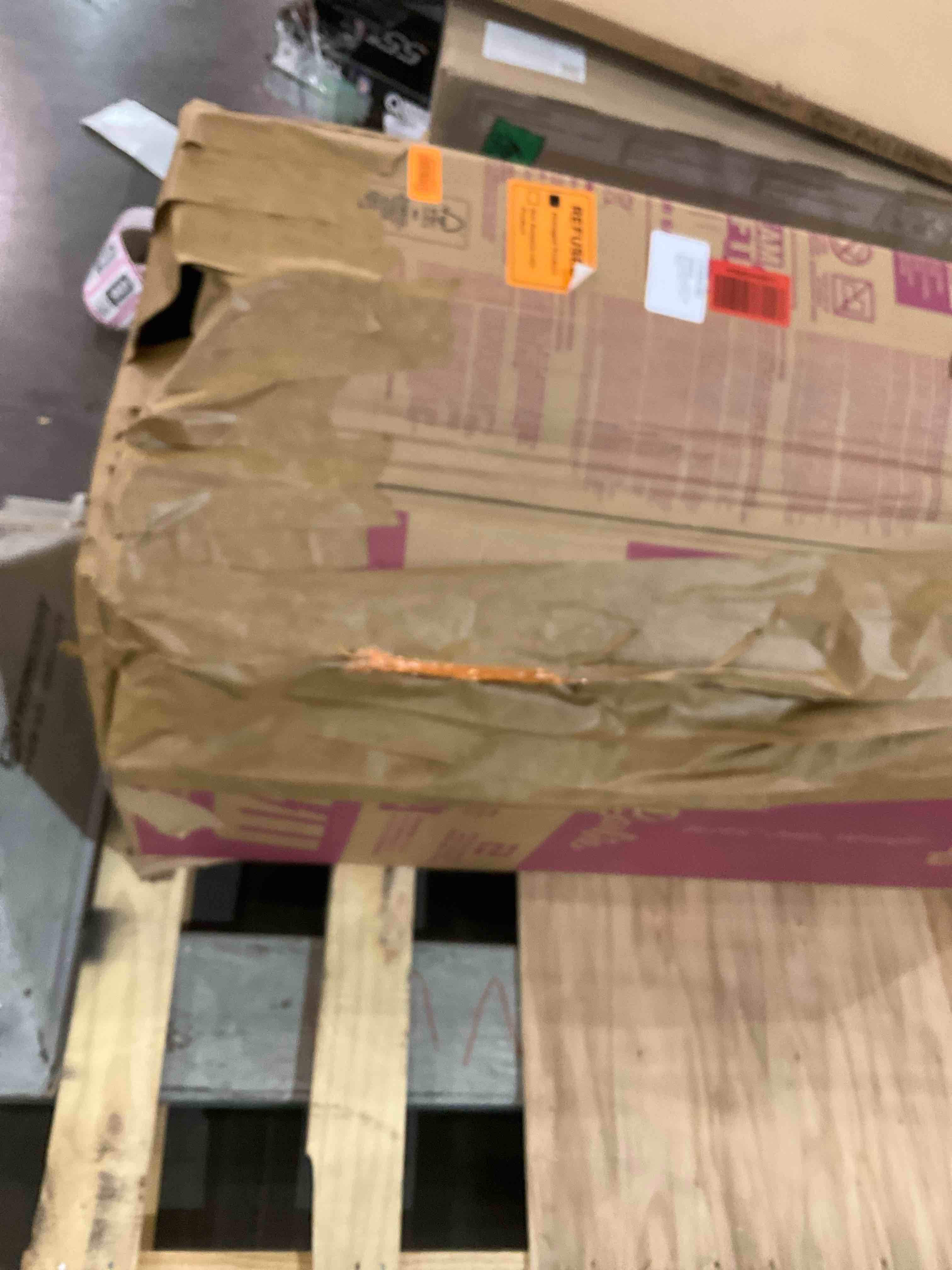 https://s3.amazonaws.com/lotting-images-prod/bidfta/BHL00083908_1701384023306.jpeg