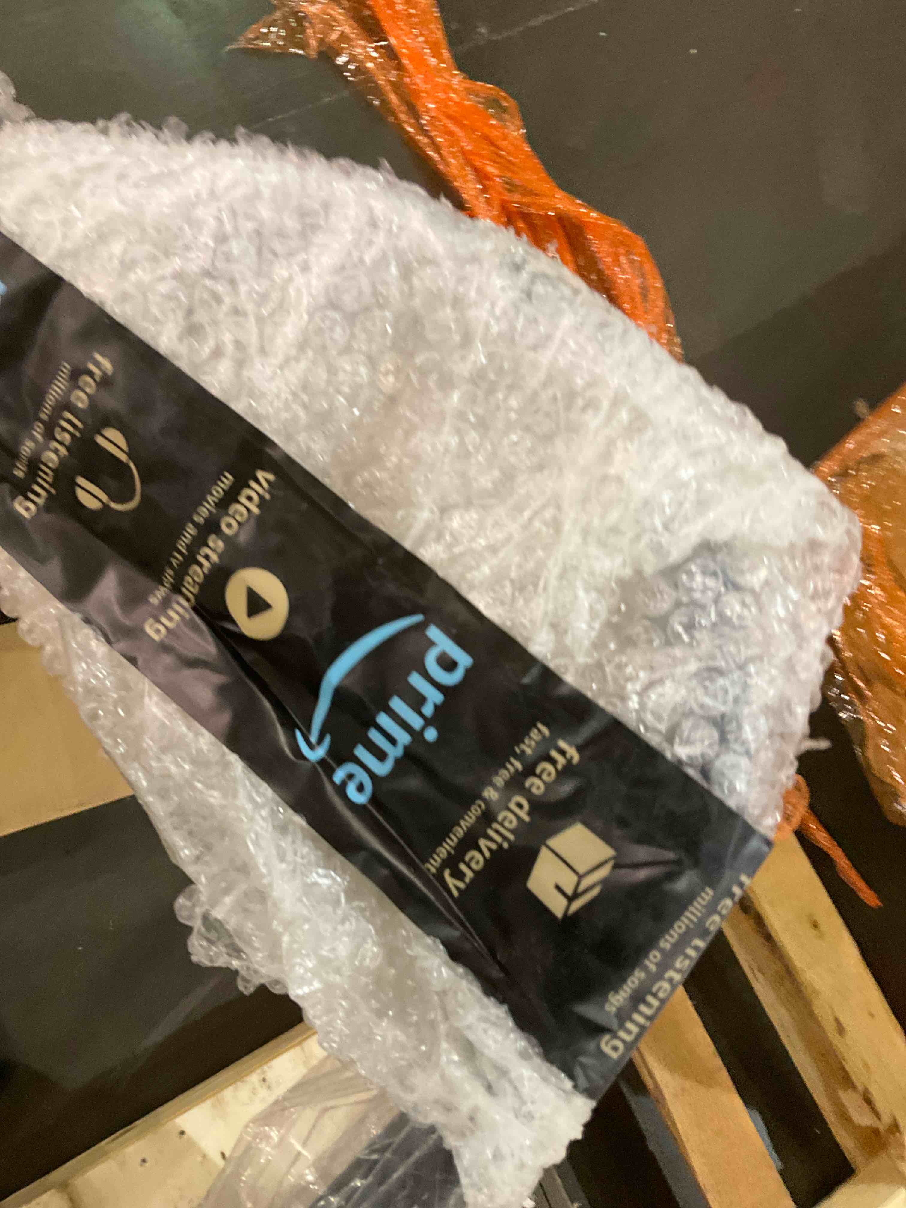 https://s3.amazonaws.com/lotting-images-prod/bidfta/BHL00083910_1701384639610.jpeg