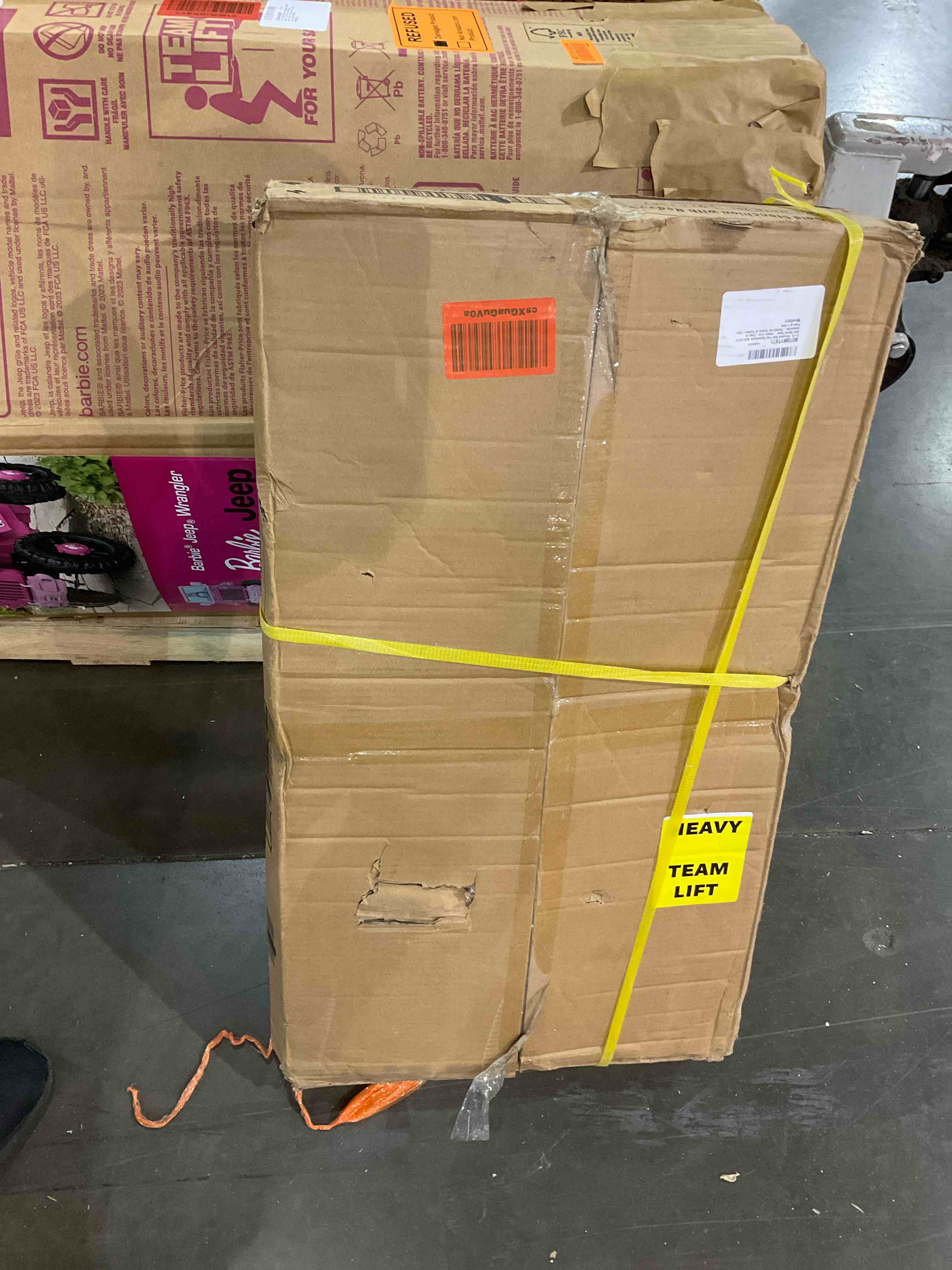 https://s3.amazonaws.com/lotting-images-prod/bidfta/BHL00083911_1701384908202.jpeg