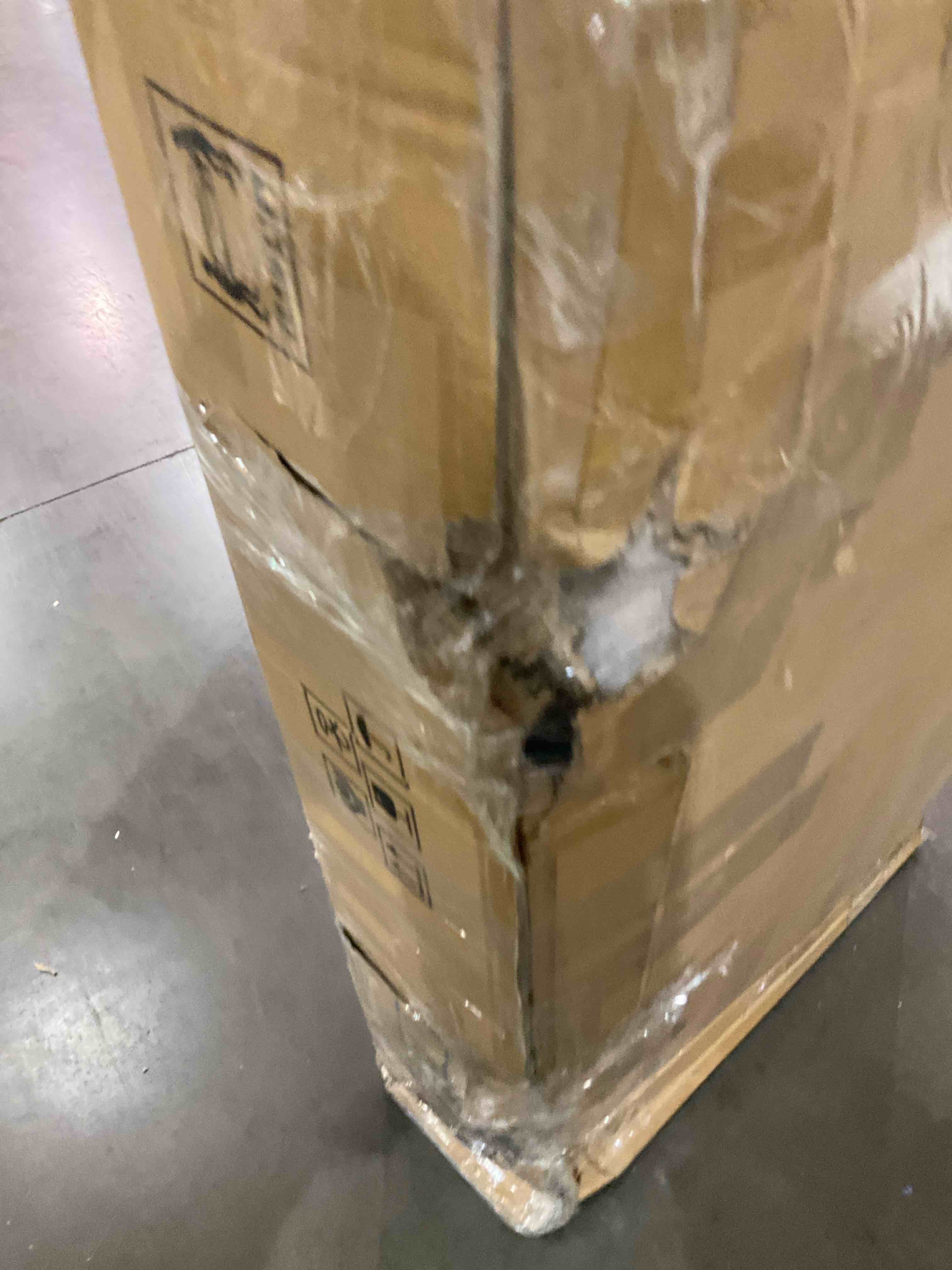 https://s3.amazonaws.com/lotting-images-prod/bidfta/BHL00083913_1701386196305.jpeg