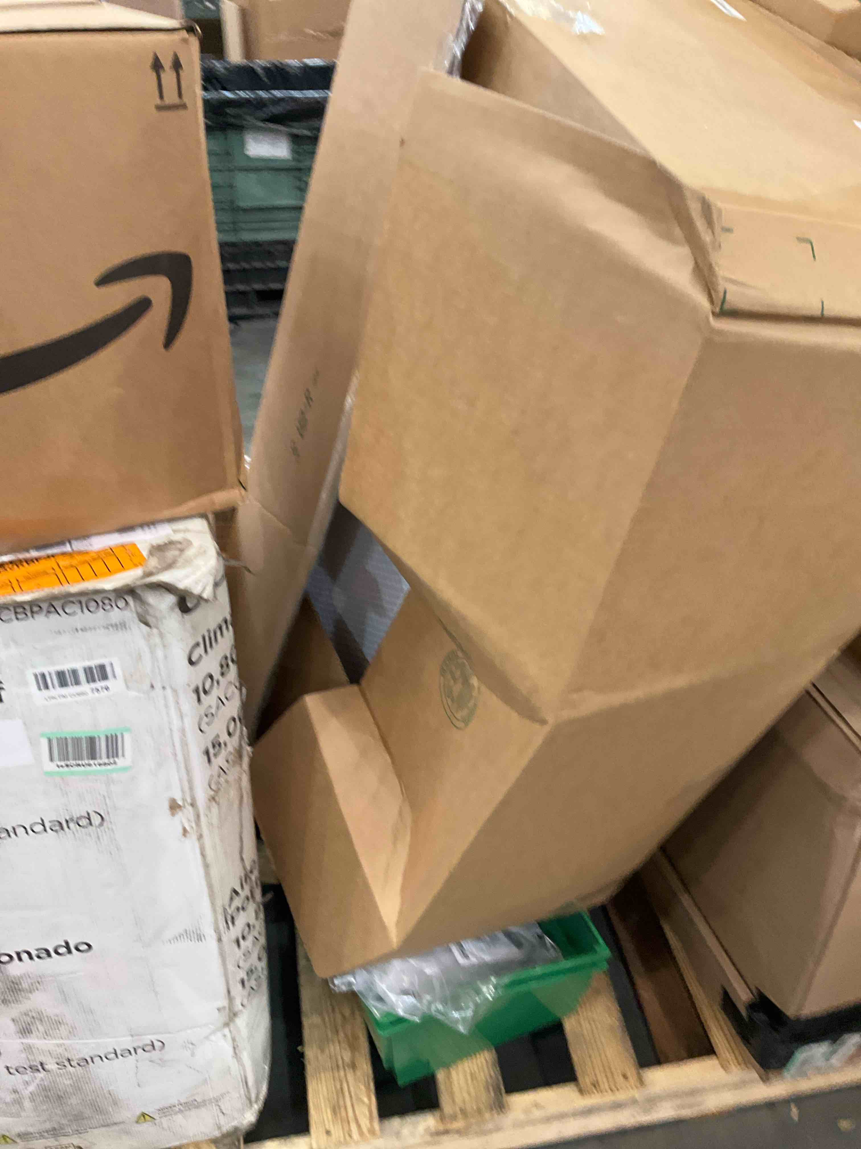 https://s3.amazonaws.com/lotting-images-prod/bidfta/BHL00084061_1695836697139.jpeg
