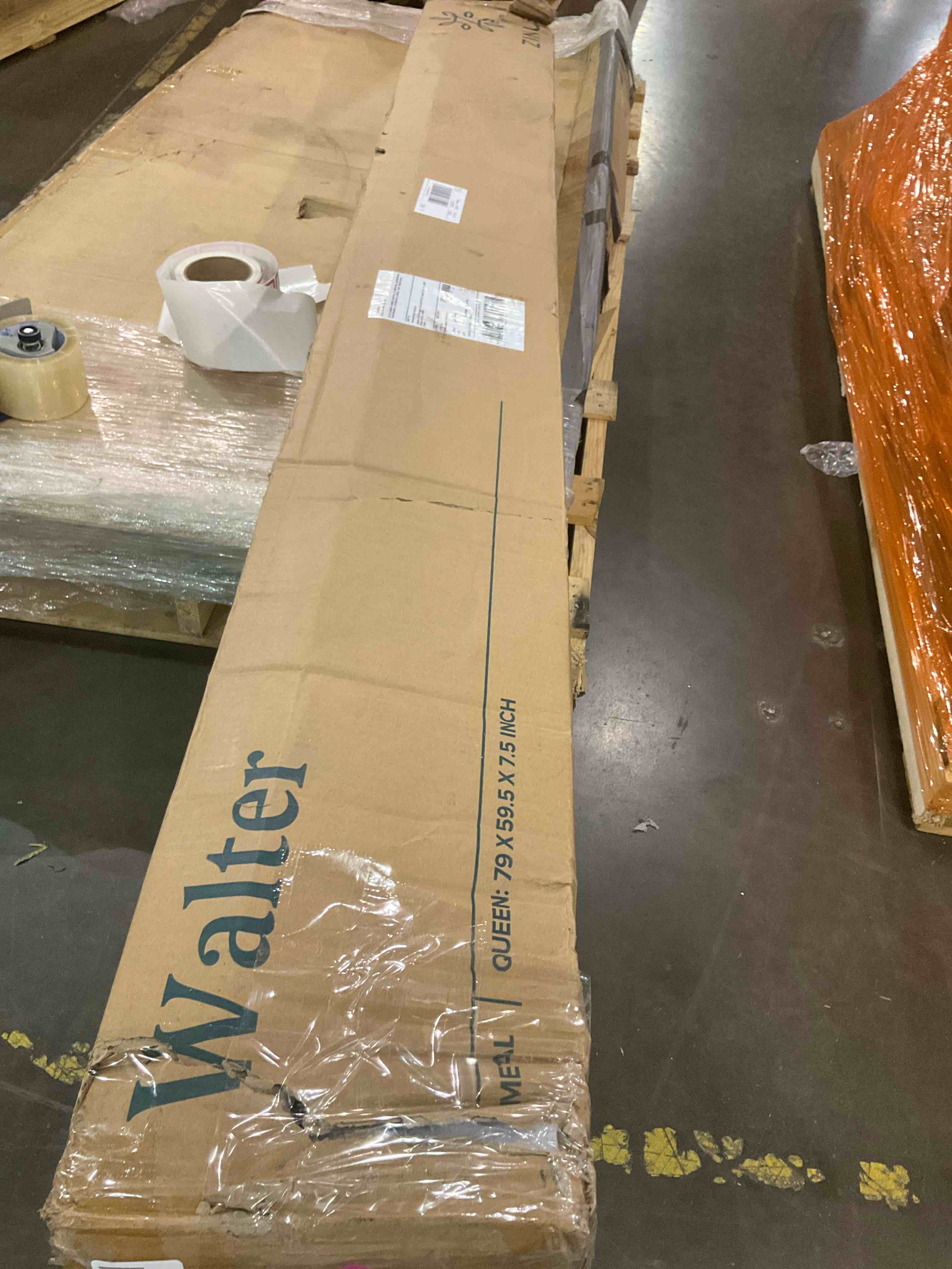 https://s3.amazonaws.com/lotting-images-prod/bidfta/BHL00084126_1695987625552.jpeg