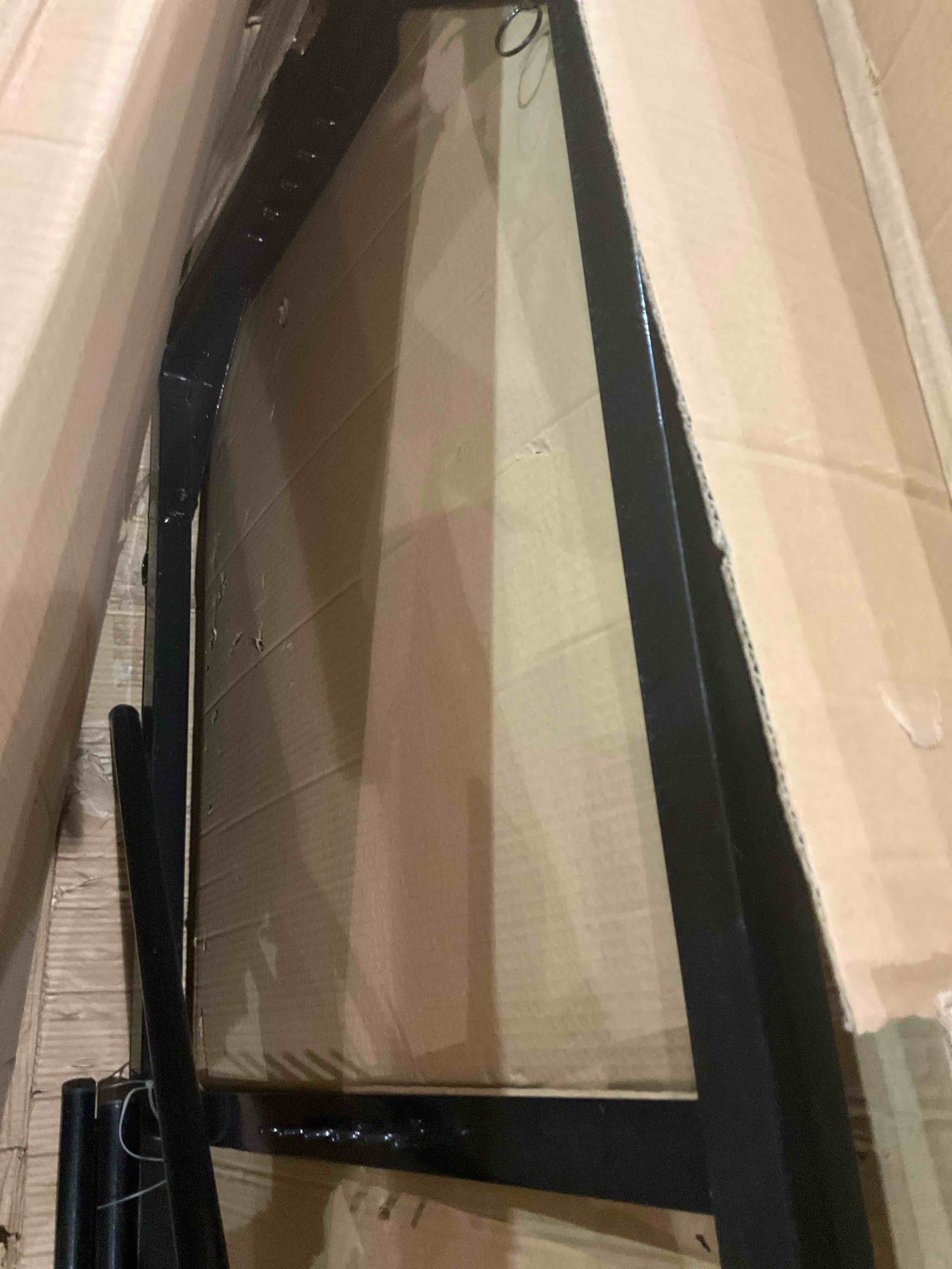 https://s3.amazonaws.com/lotting-images-prod/bidfta/BHL00084127_1695988008769.jpeg