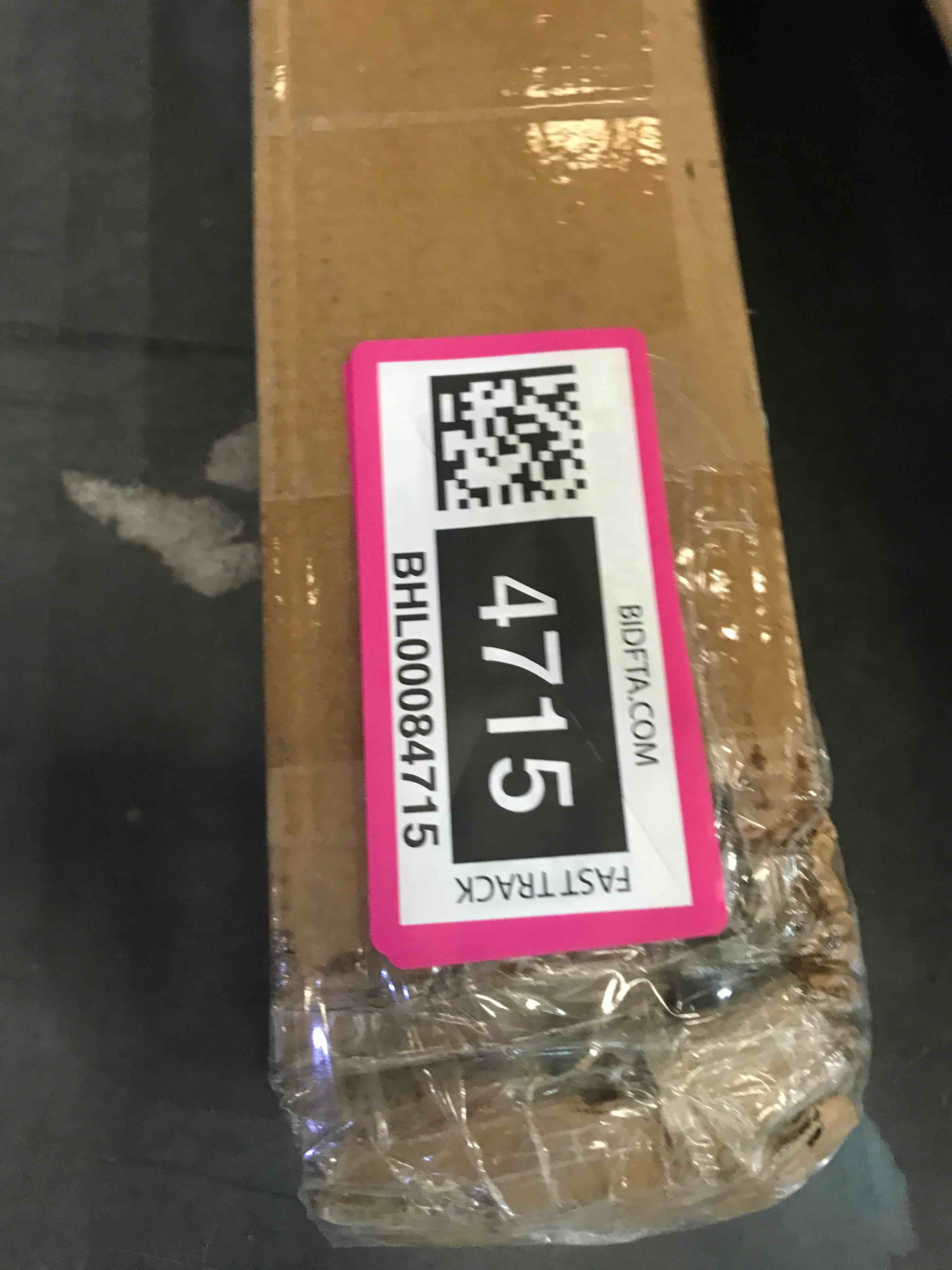 https://s3.amazonaws.com/lotting-images-prod/bidfta/BHL00084715_1697218771386.jpeg