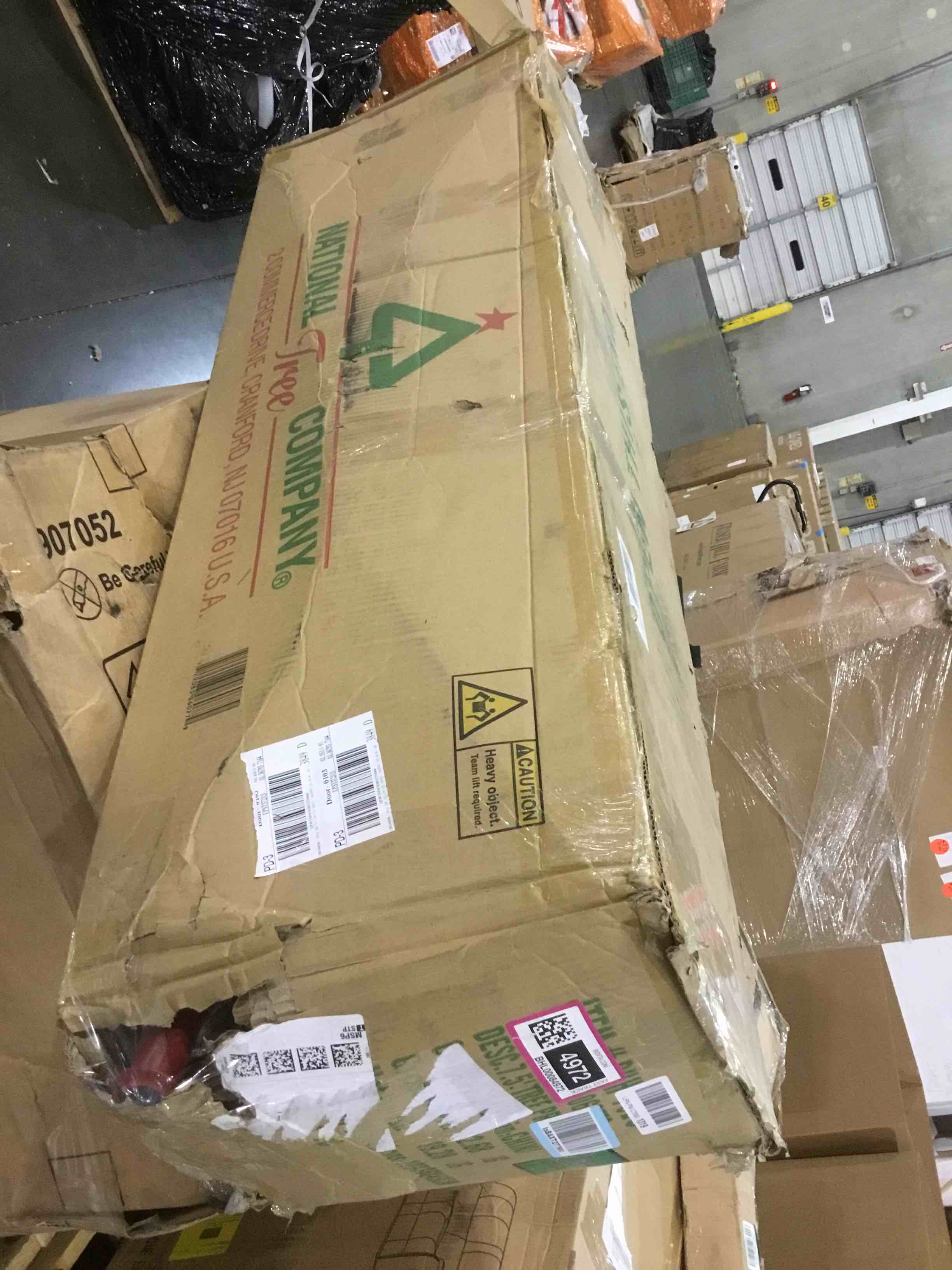 https://s3.amazonaws.com/lotting-images-prod/bidfta/BHL00084972_1700582833085.jpeg