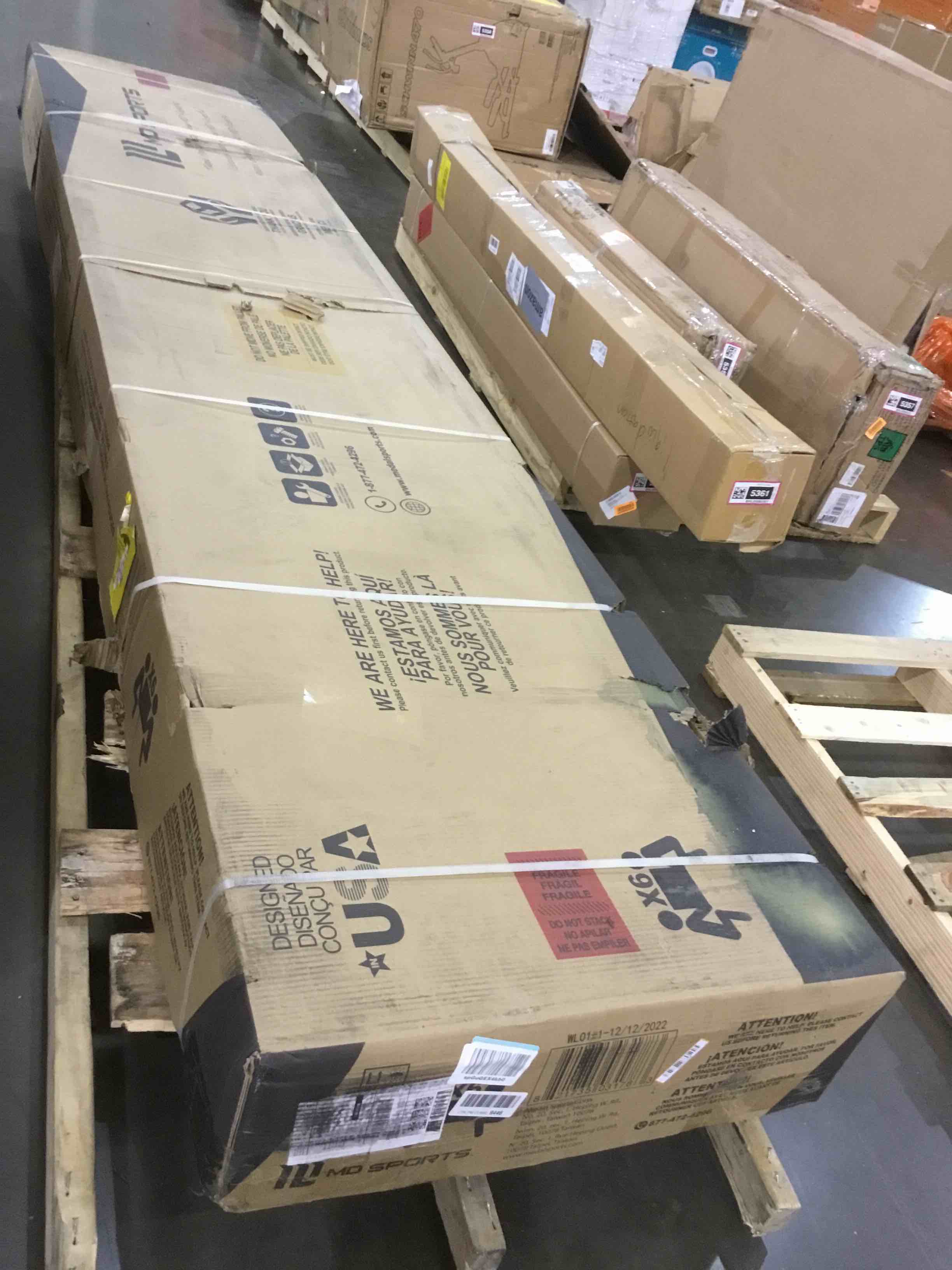 https://s3.amazonaws.com/lotting-images-prod/bidfta/BHL00085362_1701454770080.jpeg